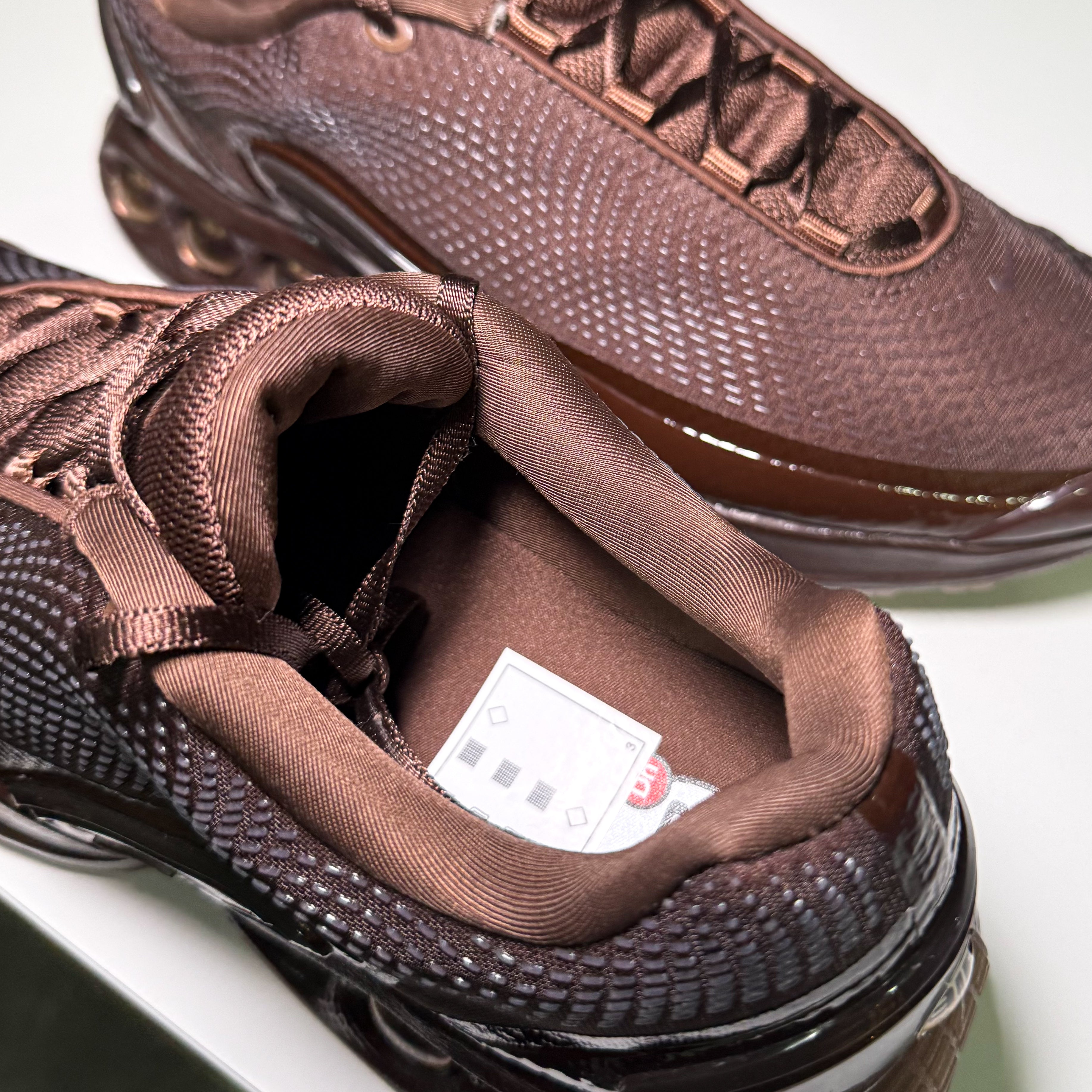 Nike Air Max DN x Isamaya Ffrench ‘Light Chocolate’ W 2024 - DS