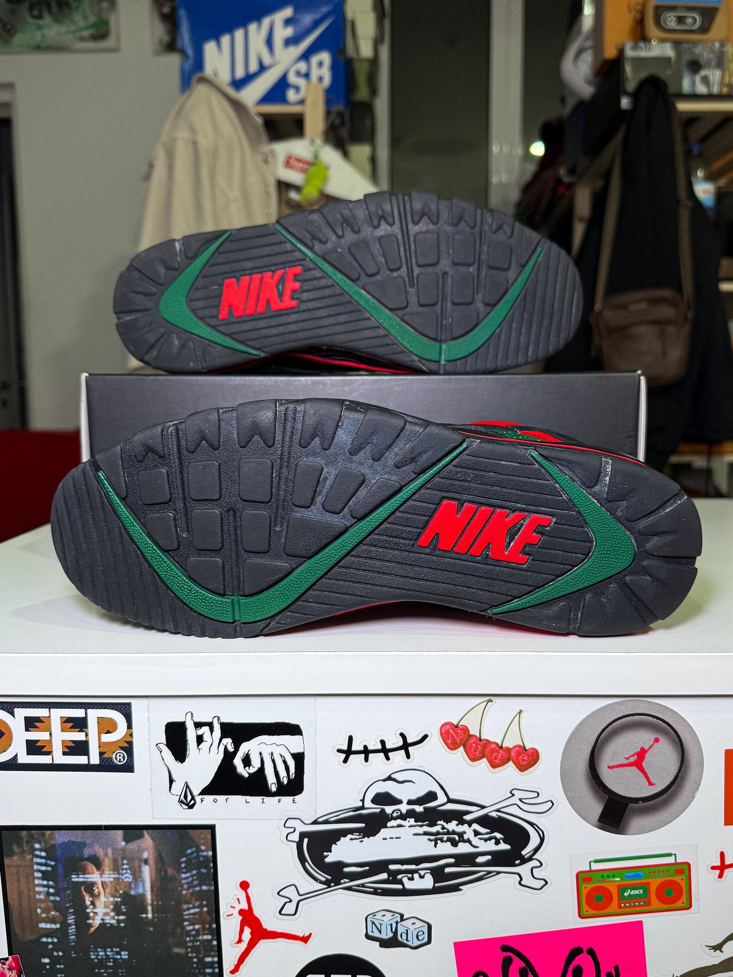 Nike Air Cross Trainer 3 Low x Supreme ‘Black Gorge Green’ 2021 - Recondicionado
