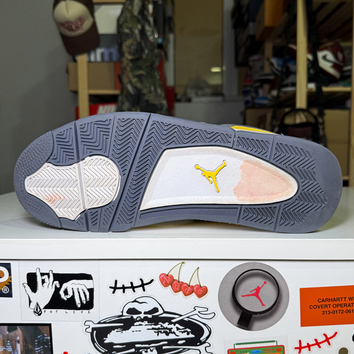 Air Jordan 4 Retro ‘Lightning’ 2021 - Recondicionado