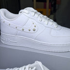 Nike Air Force 1 Low ‘07 ‘White Pearl Swoosh’ 2026 - DS