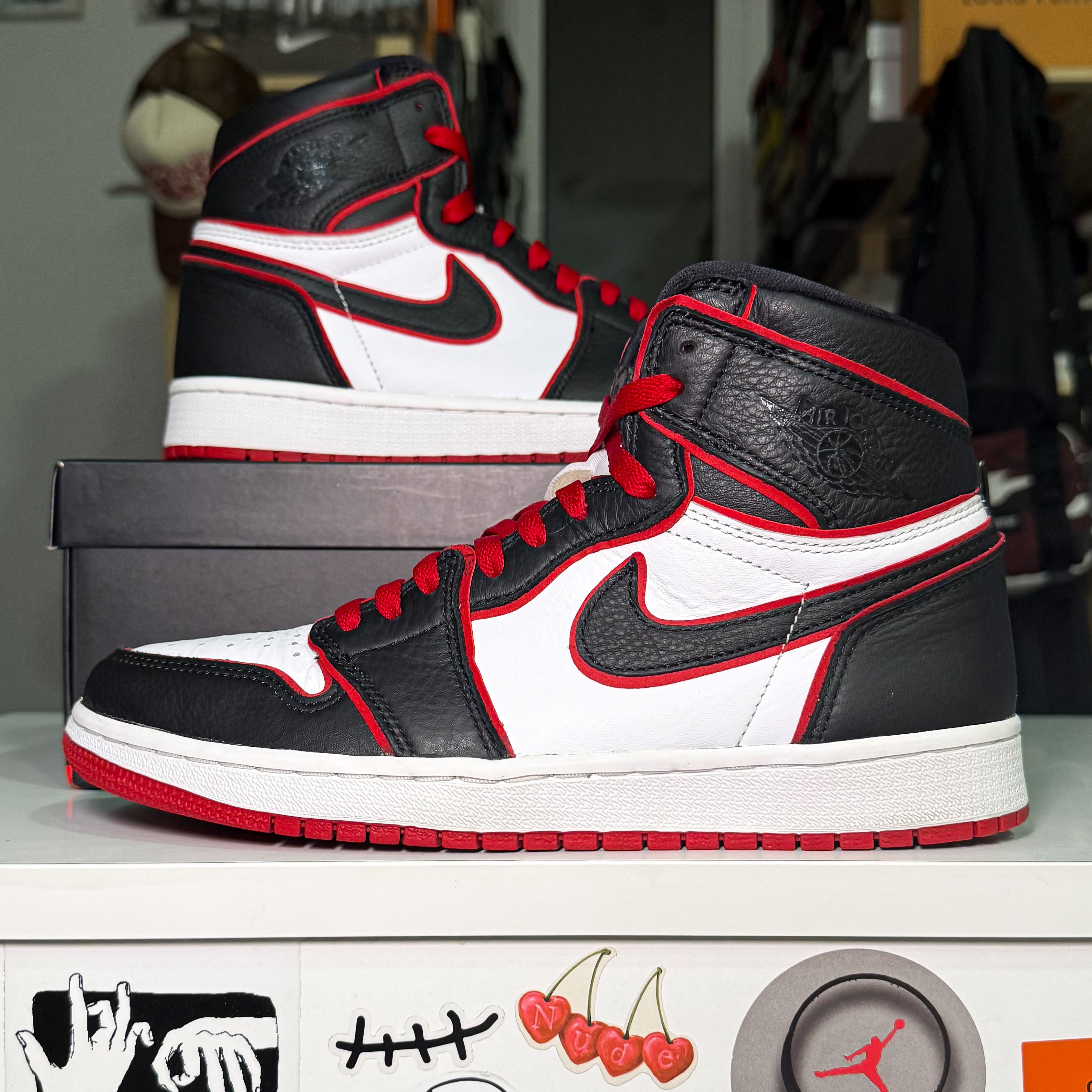 Air Jordan 1 Retro High OG ‘Bloodline’ 2019 - Recondicionado