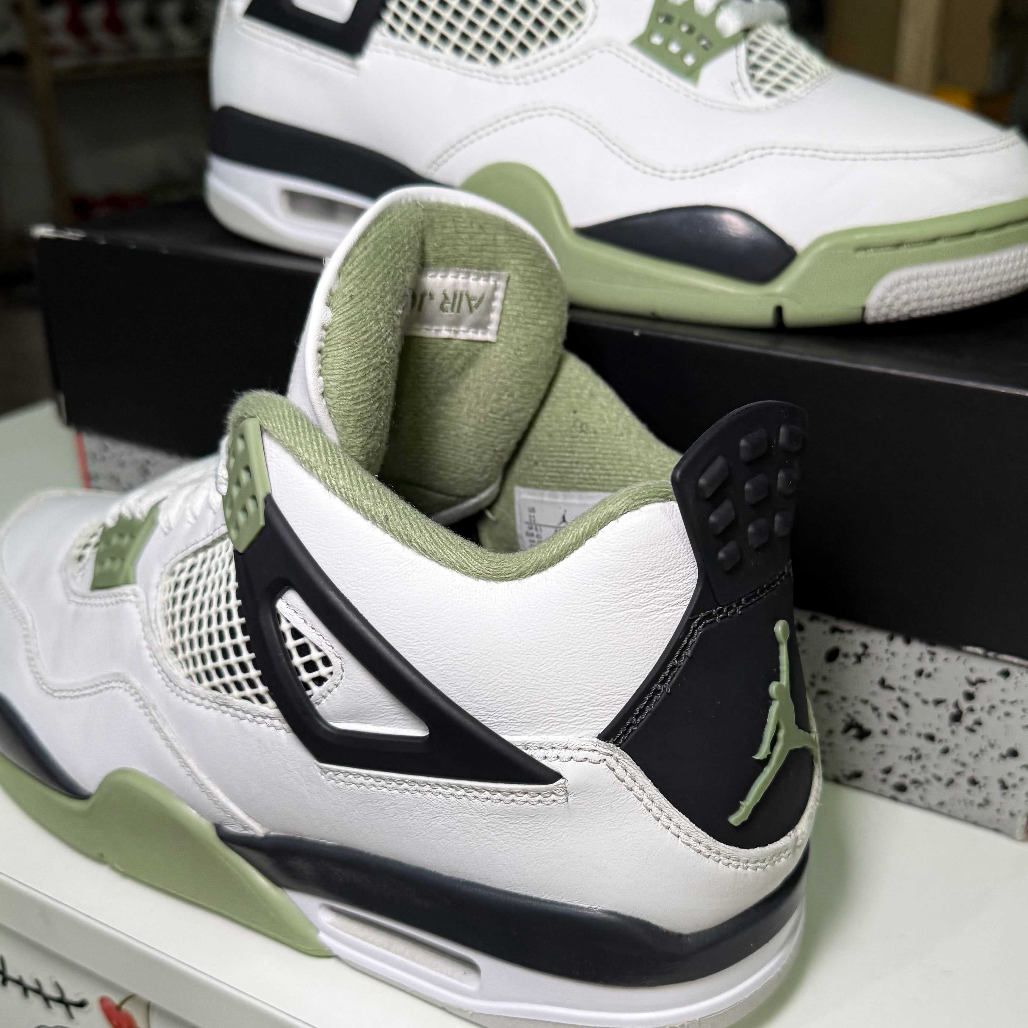 Air Jordan 4 Retro 'Seafoam' W 2023 - Recondicionado