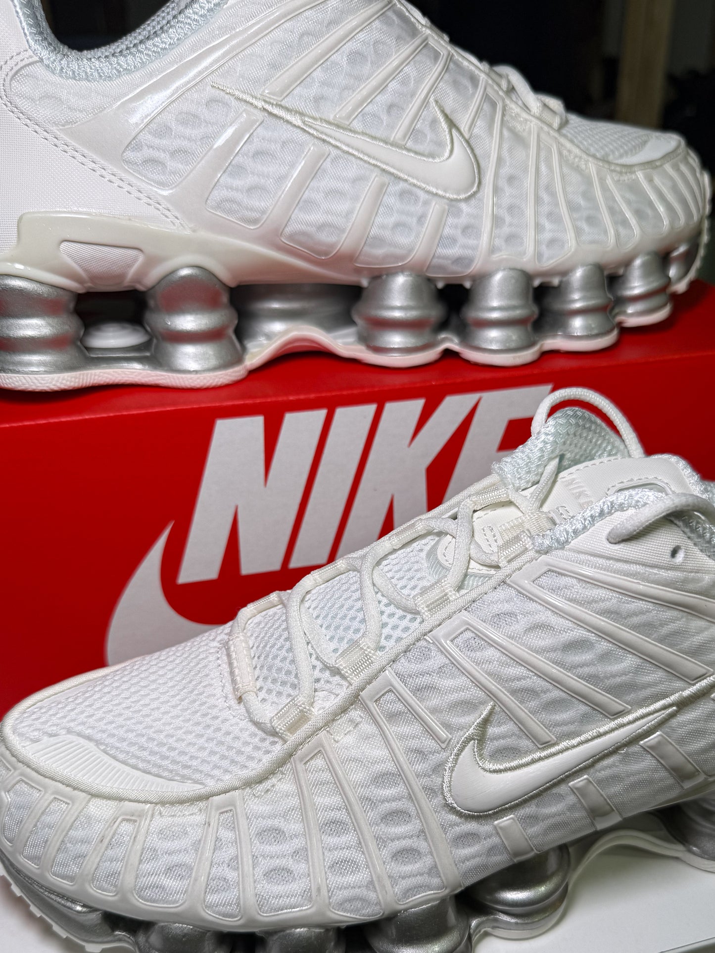 Nike Shox TL W ‘Sail’ 2025 - DS