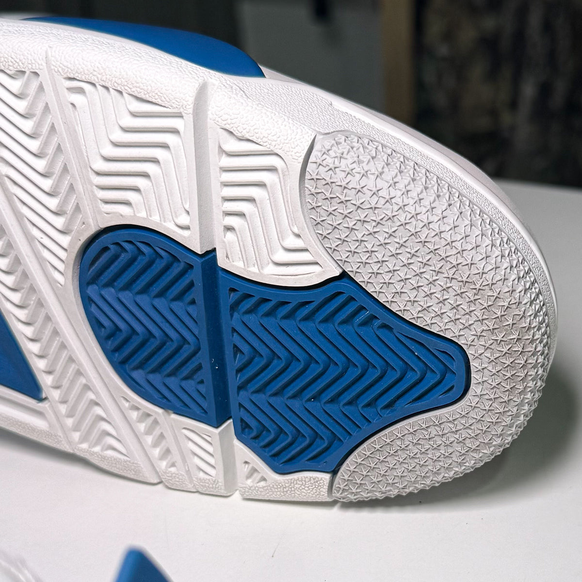 Air Jordan 4 Retro 'Military Blue’ 2024 - Recondicionado