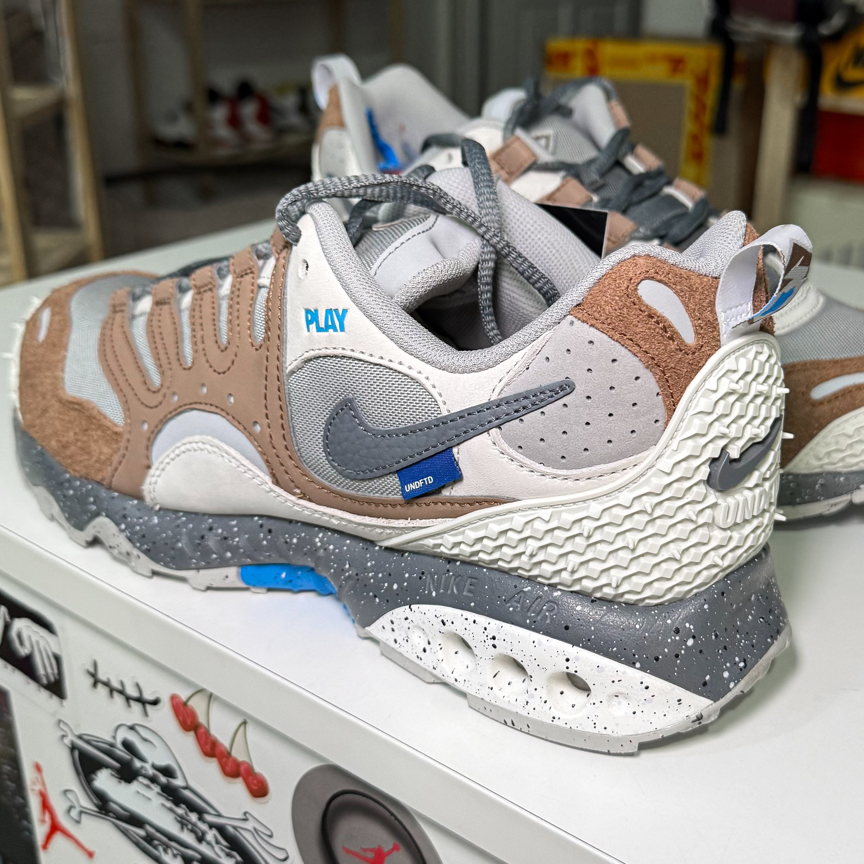 Nike Air Terra Humara x Undefeated ‘Archeo Brown’ 2023 - DS