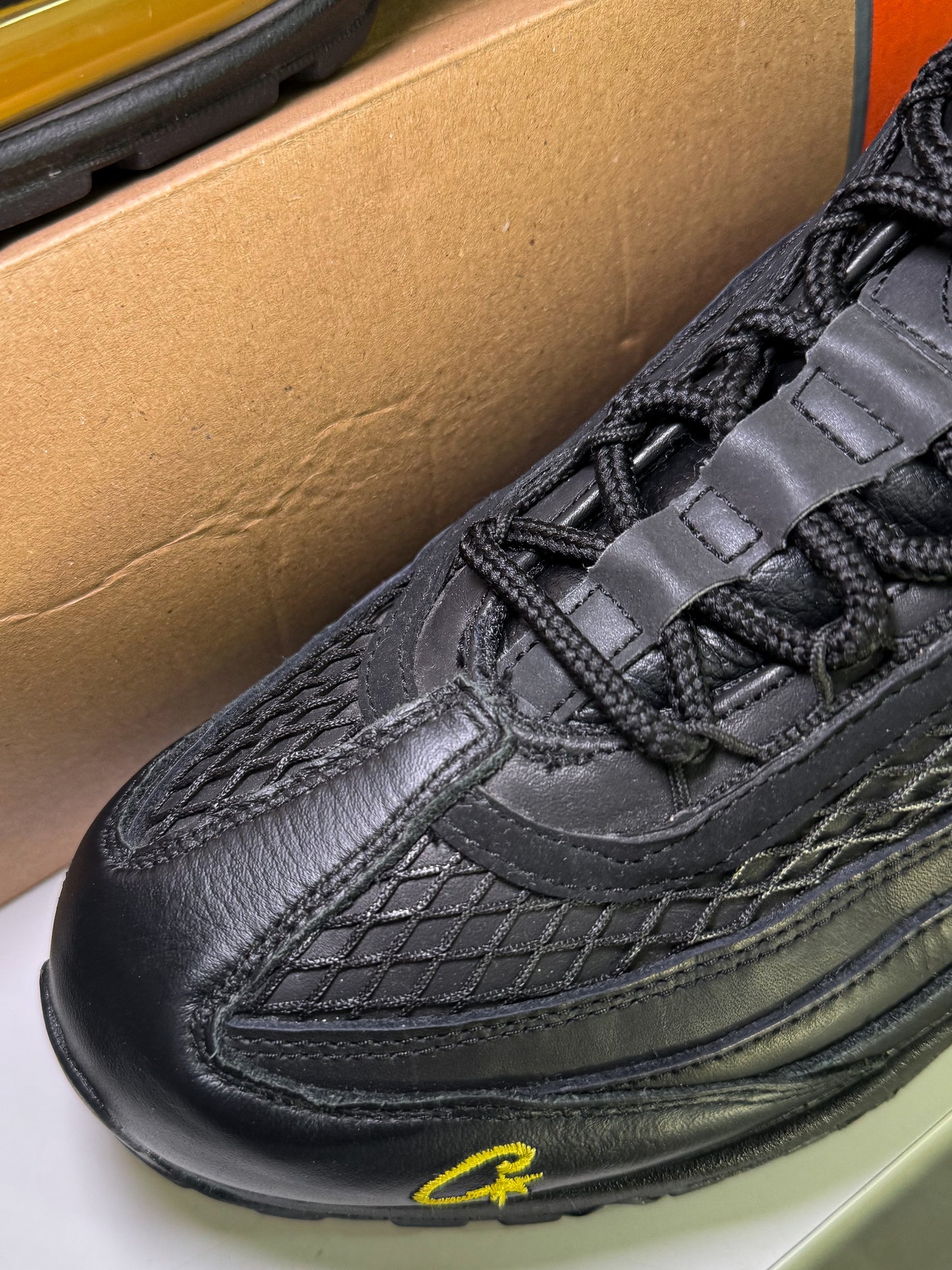 Nike Air Max 95 SP x Corteiz ‘Honey Black’ 2025 - Recondicionado