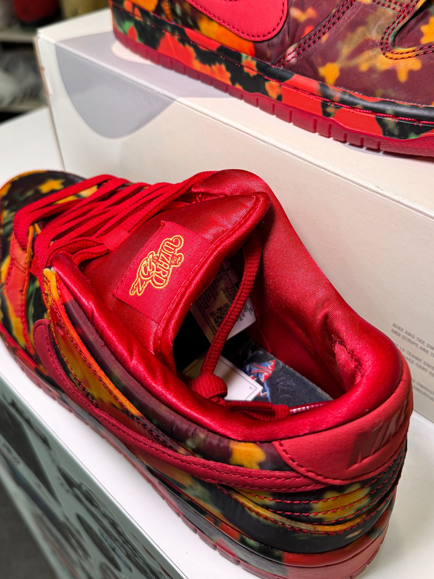 Nike SB Dunk Low x The Wizard of OZ ‘Poppy Field’ 2024 - Novo
