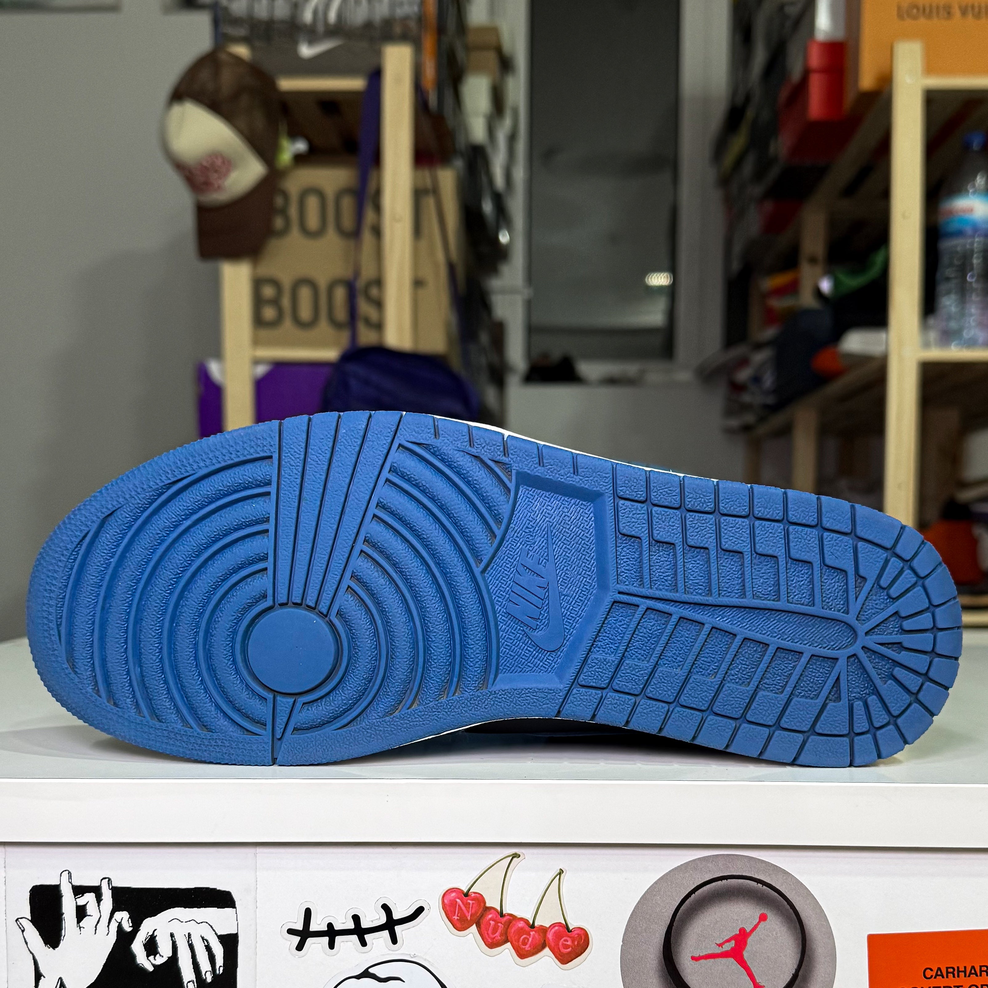 Air Jordan 1 Retro High OG ‘Dark Marina Blue’ 2022 - Recondicionado