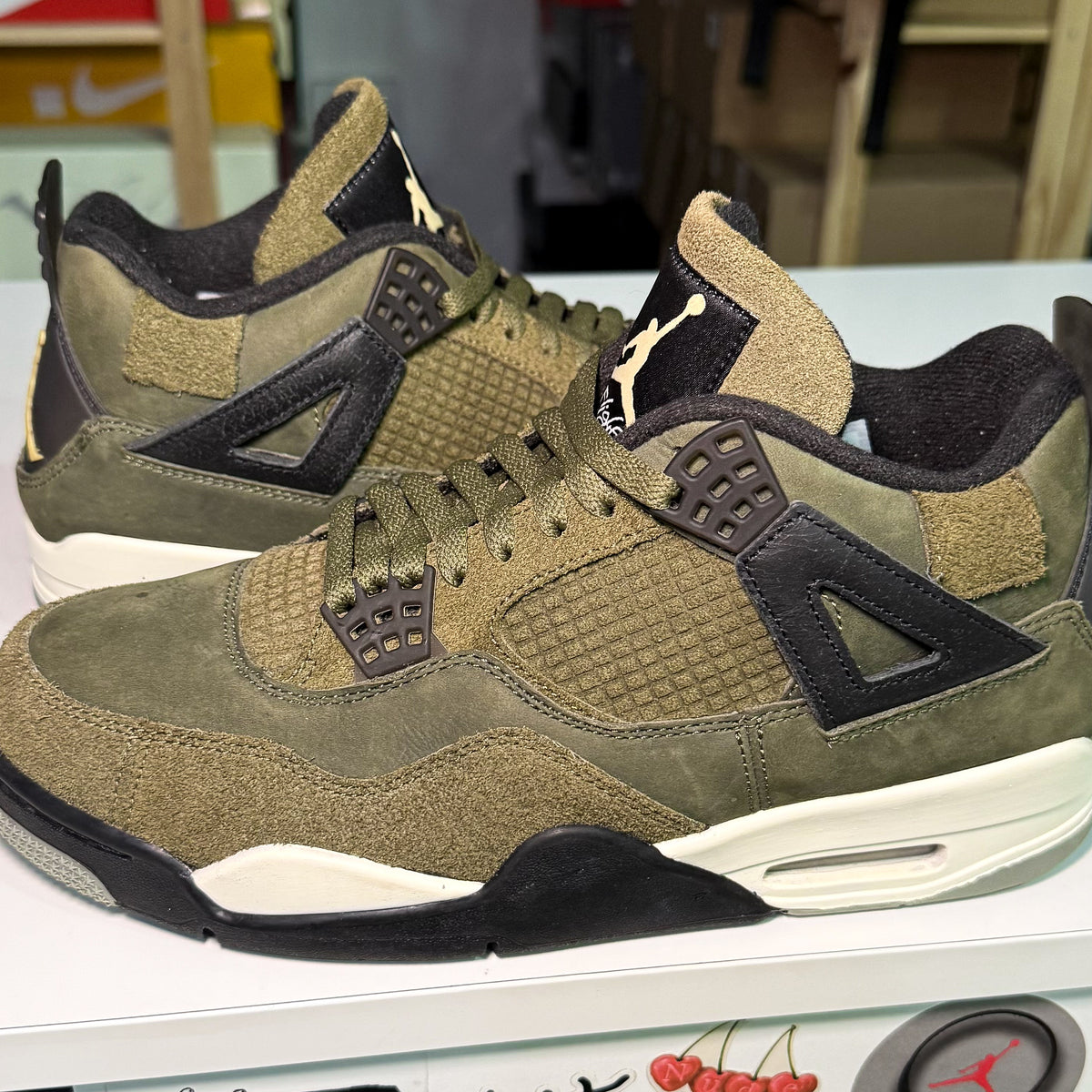 Air Jordan 4 Retro SE Craft 'Medium Olive' 2023 - Recondicionado