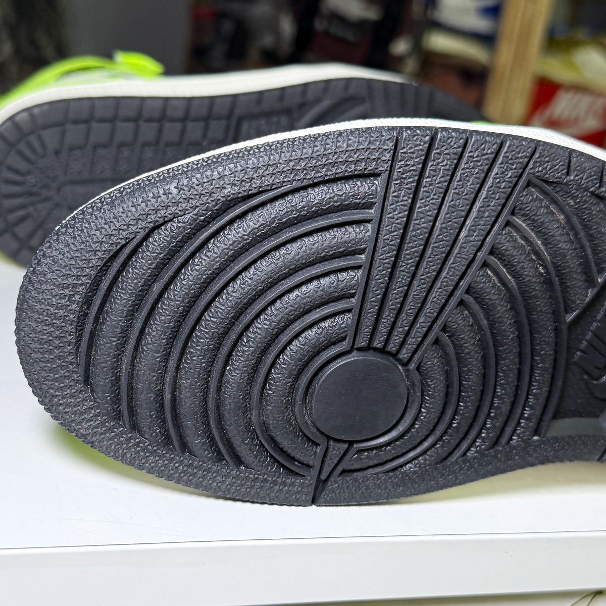 Air Jordan 1 Retro High OG ‘Visionaire’ 2022 - Recondicionado