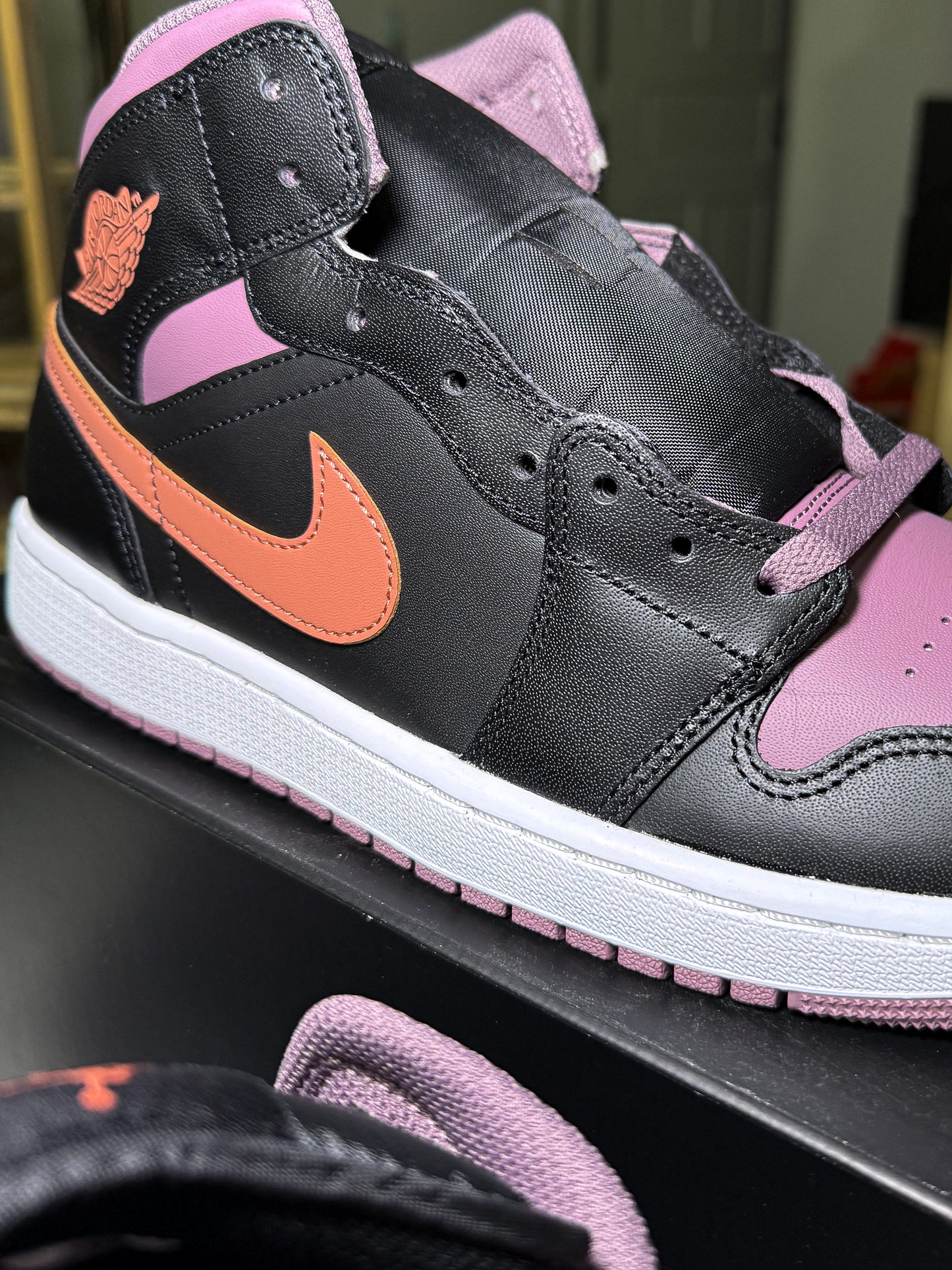 Air Jordan 1 Mid SE ‘Black Sky J Mauve’ 2024 - DS