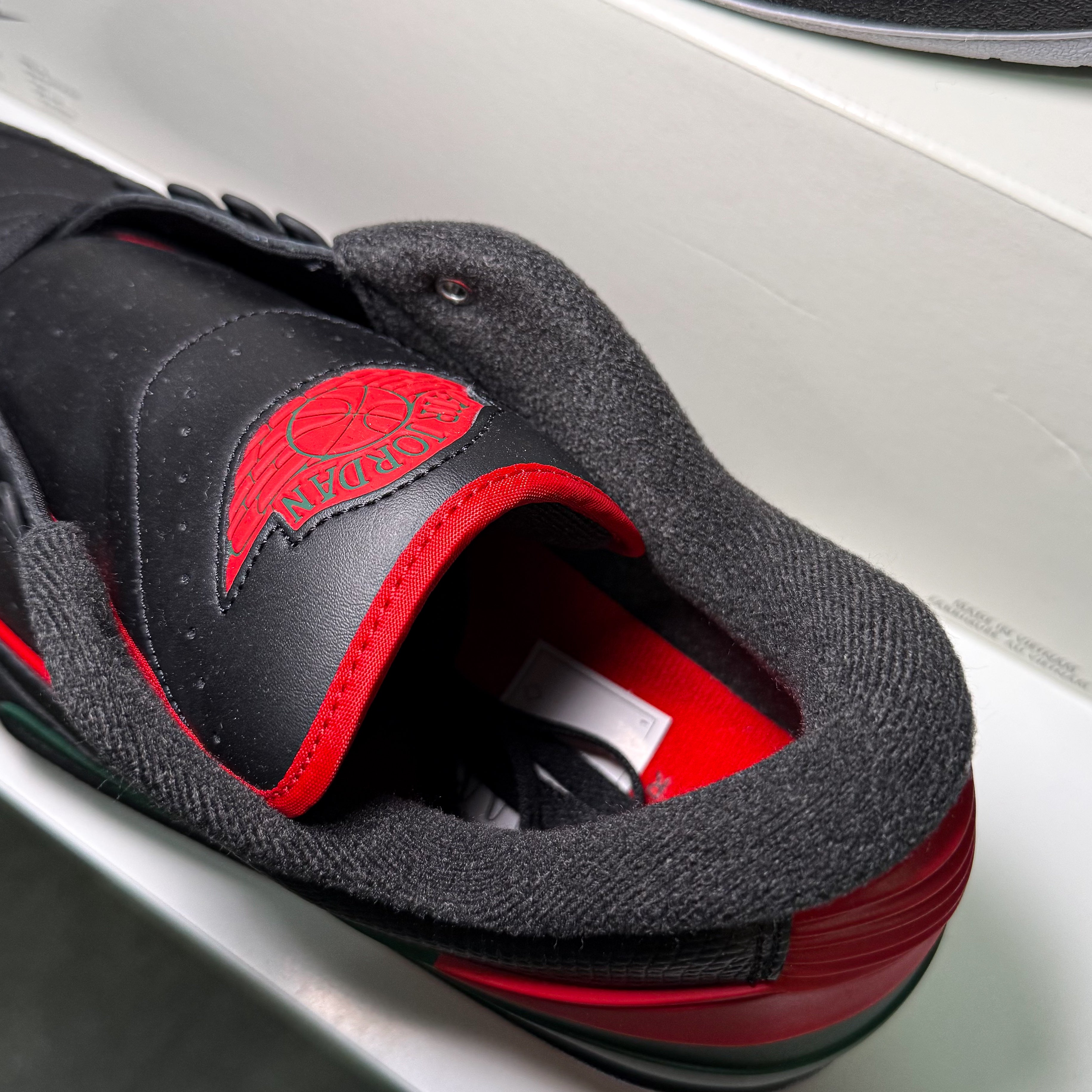 Air Jordan 2 Retro Low ‘Christmas’ 2023 - DS