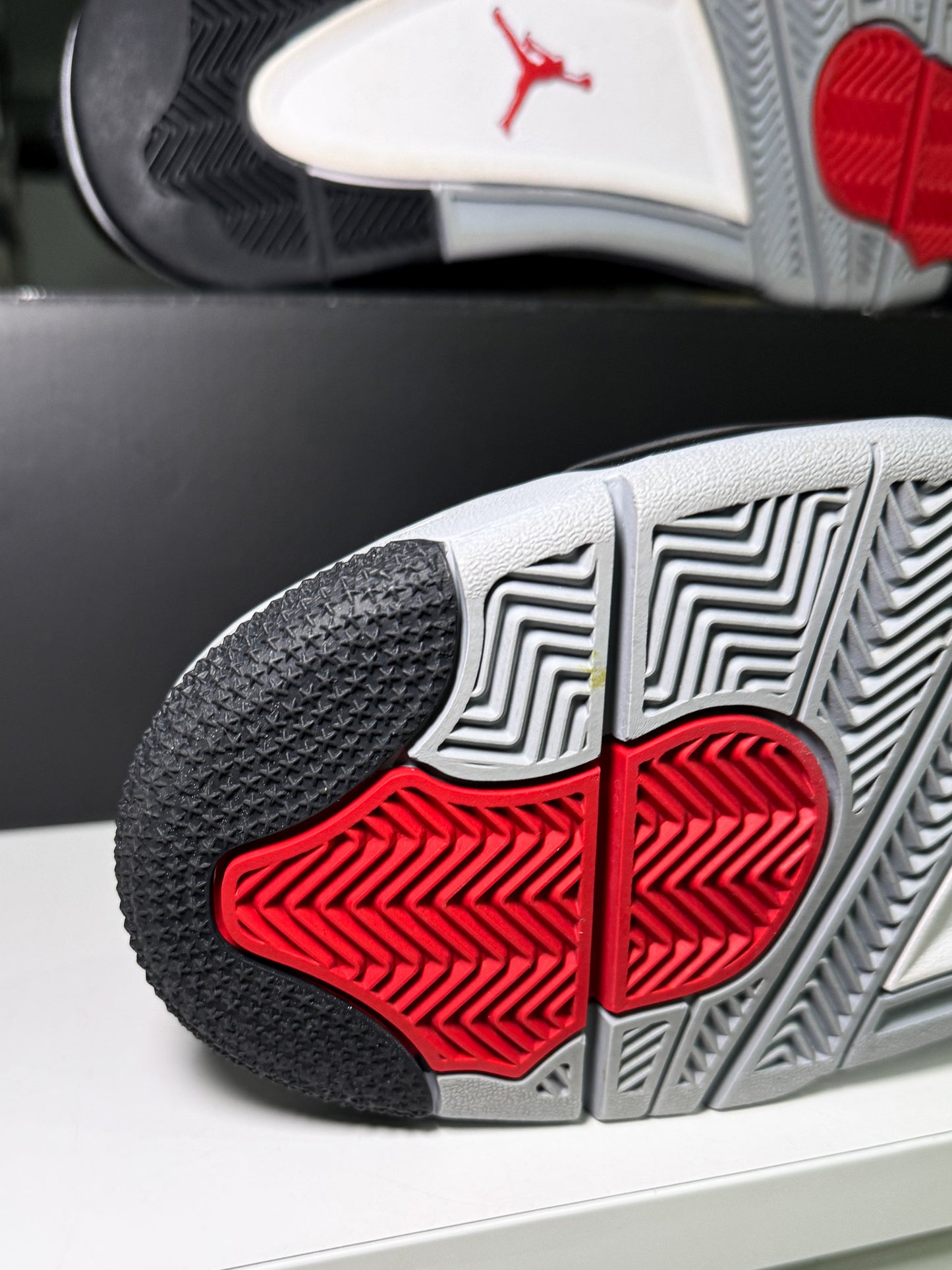 Air Jordan 4 Retro 'Black Canvas' 2022 - Recondicionado