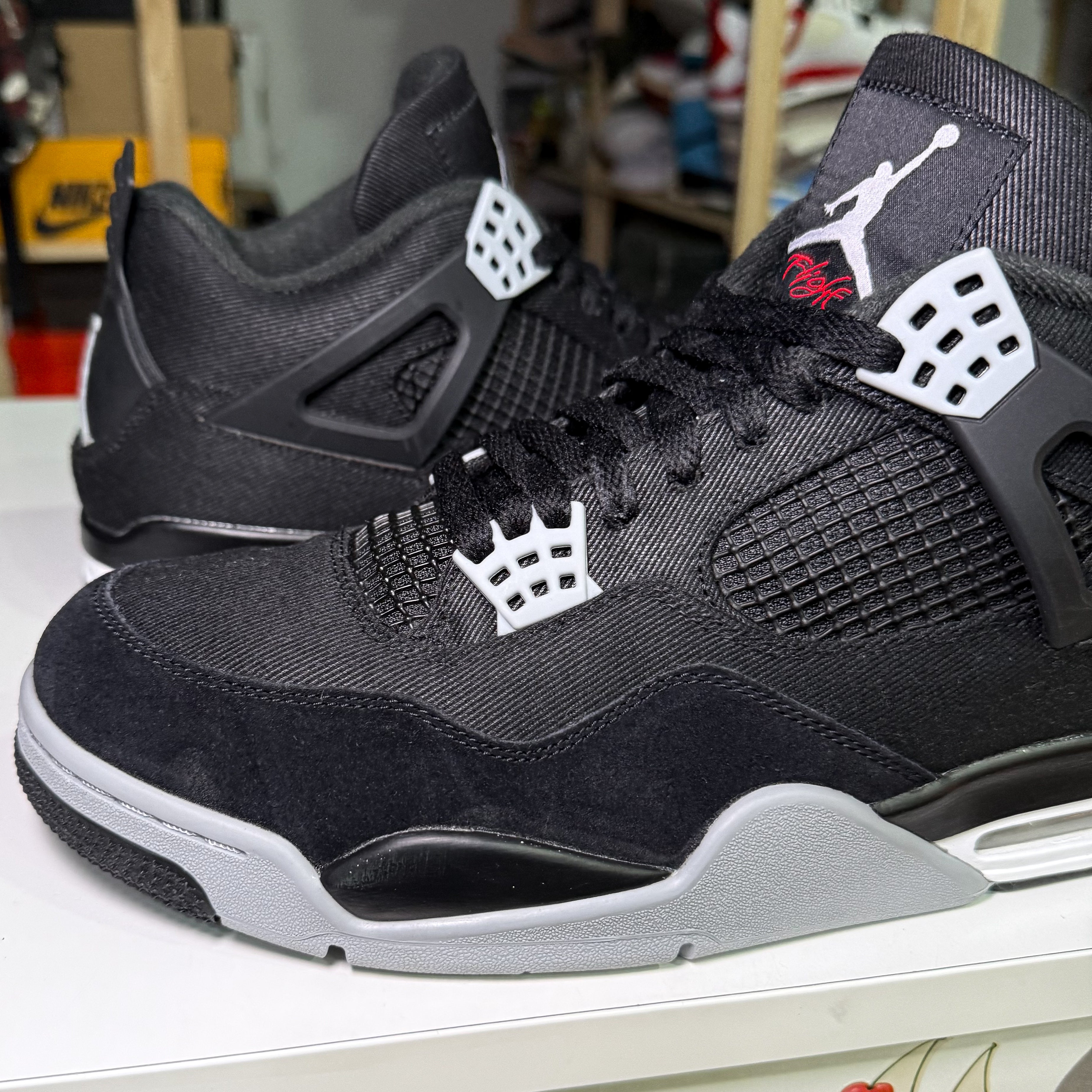 Air Jordan 4 Retro 'Black Canvas' 2022 - Recondicionado