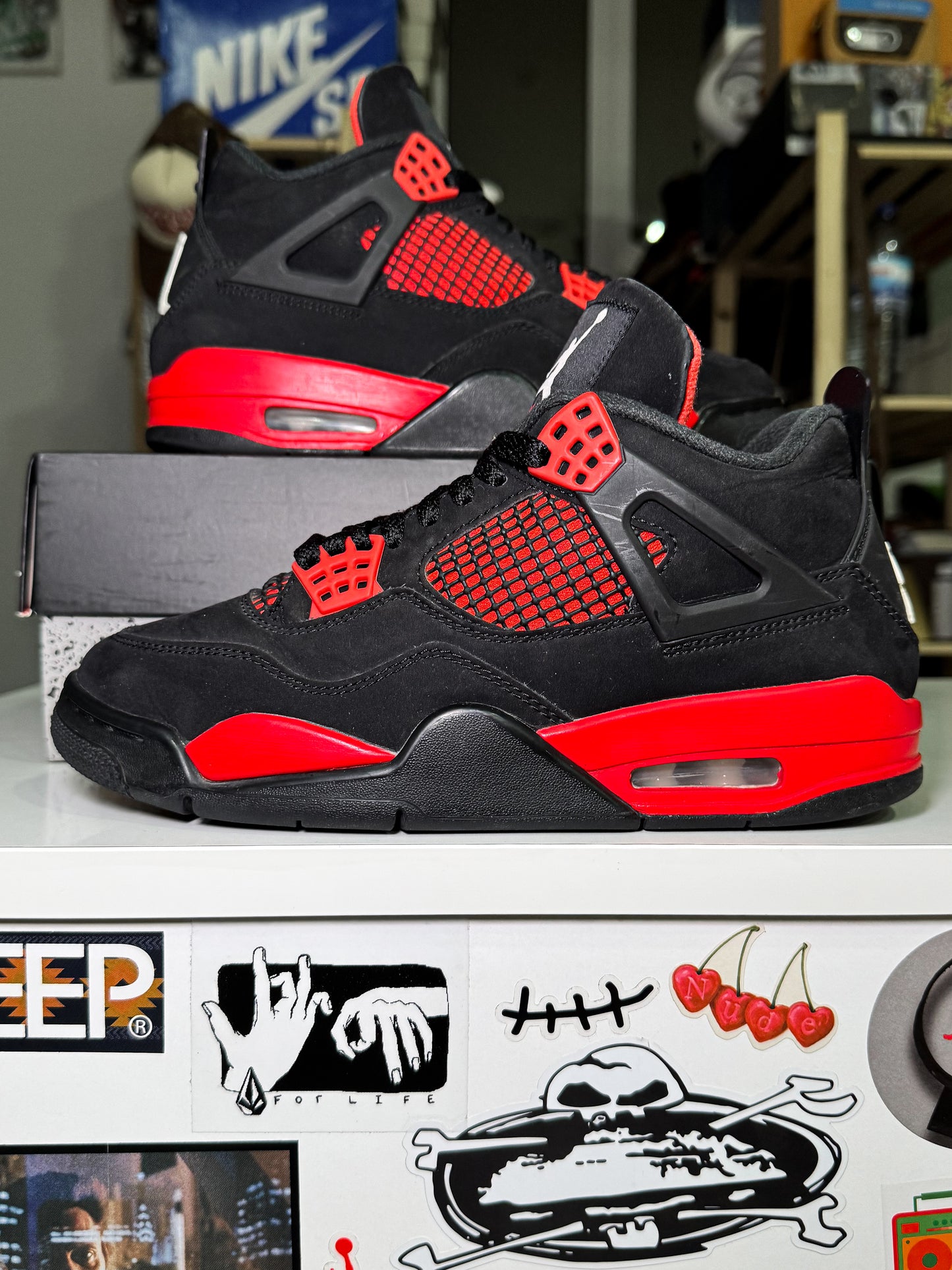 Air Jordan 4 Retro 'Red Thunder' 2022 - Recondicionado