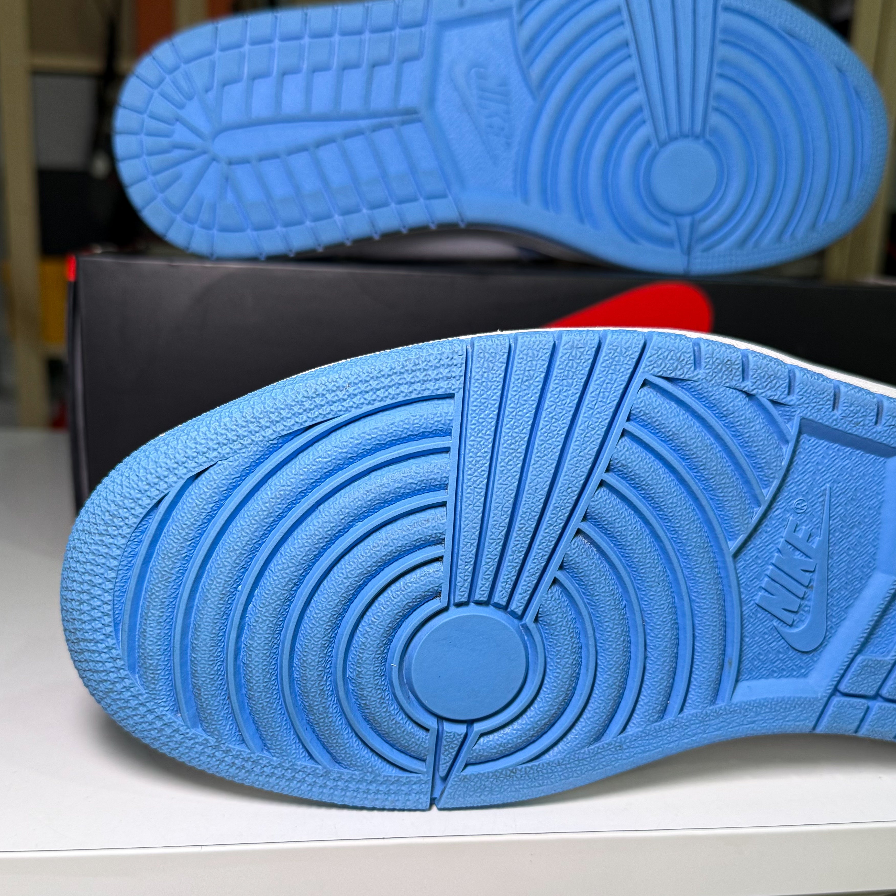 Air Jordan 1 Retro High OG ‘University Blue’ 2021 - Recondicionado