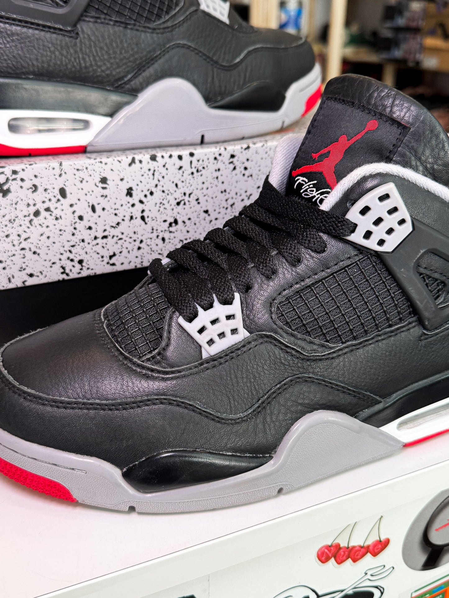 Air Jordan 4 Retro 'Bred Reimagined' 2024 - Recondicionado