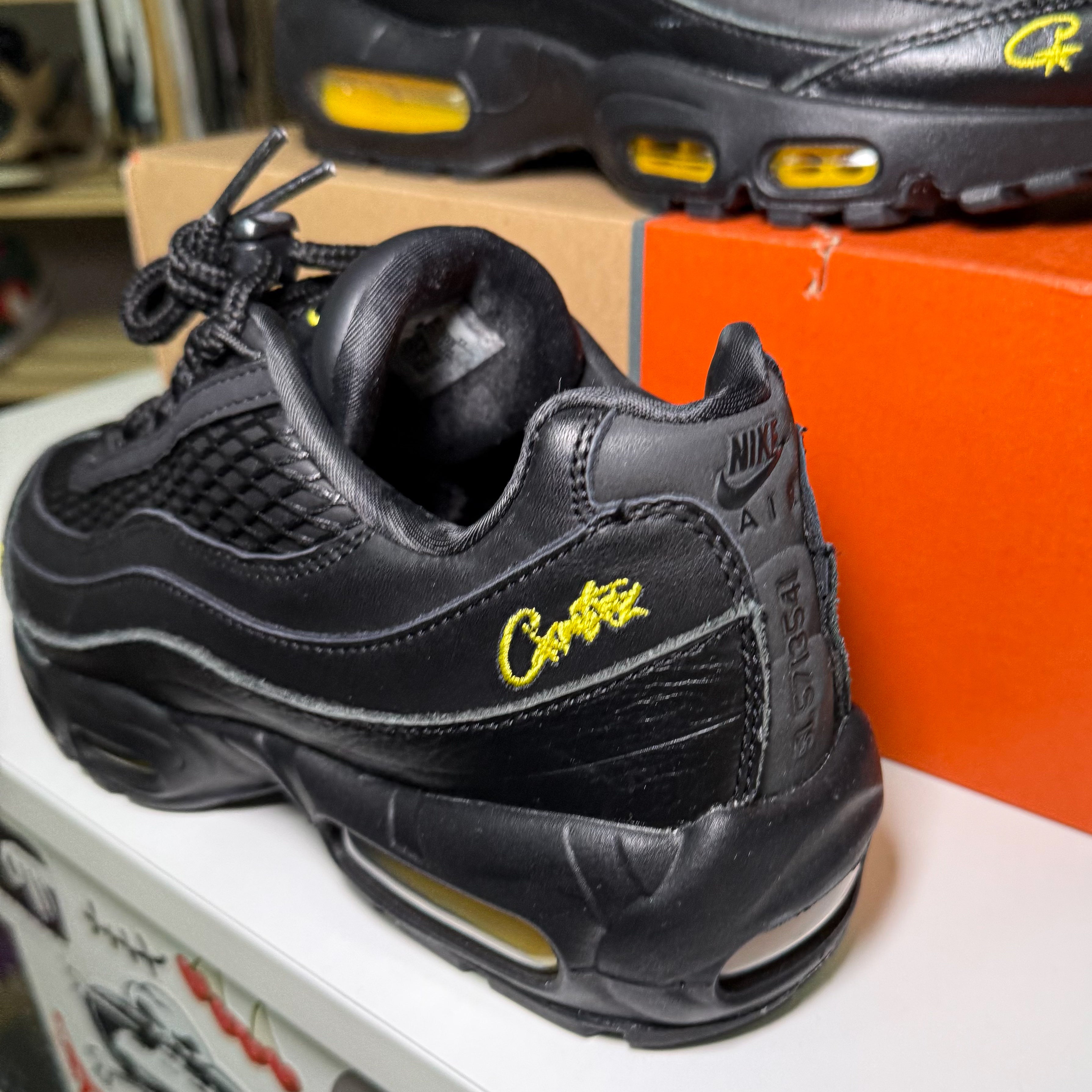 Nike Air Max 95 SP x Corteiz ‘Honey Black’ 2025 - Recondicionado