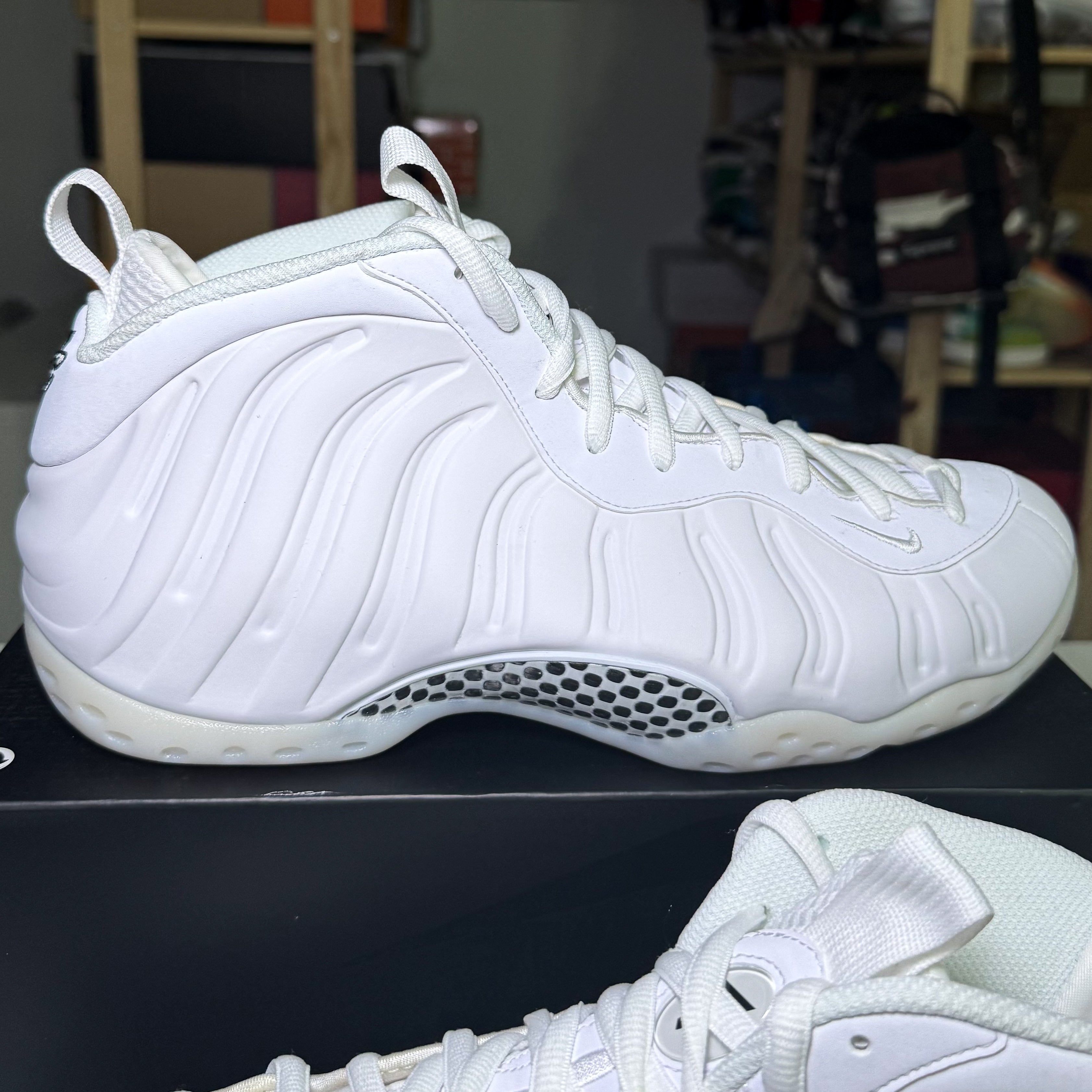 Nike Air Foamposite One ‘Triple White’ 2025 - DS