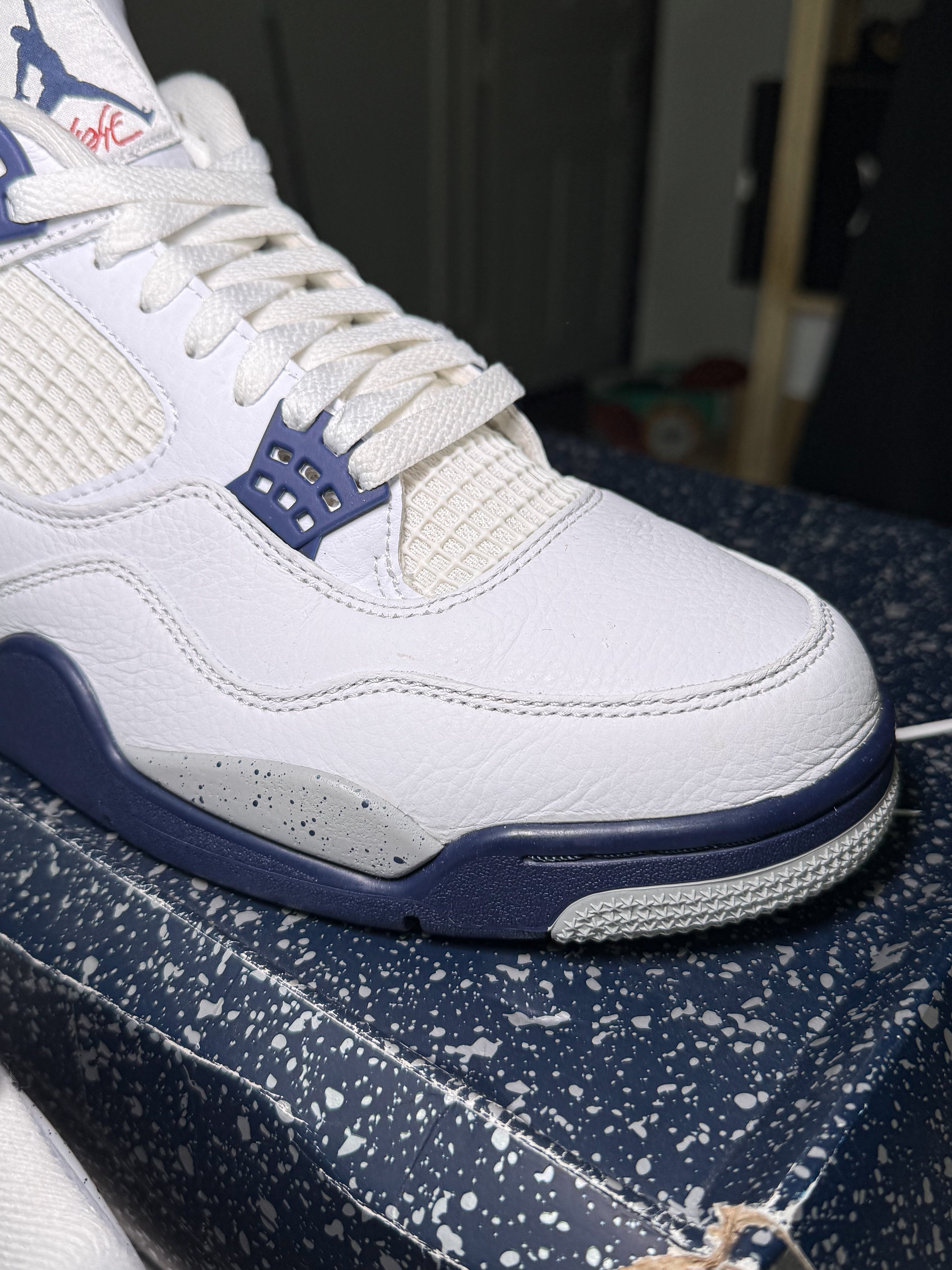 Air Jordan 4 Retro 'Midnight Navy’ 2022 - Recondicionado