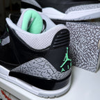 Air Jordan 3 Retro ‘Green Glow’ 2024 - Recondicionado