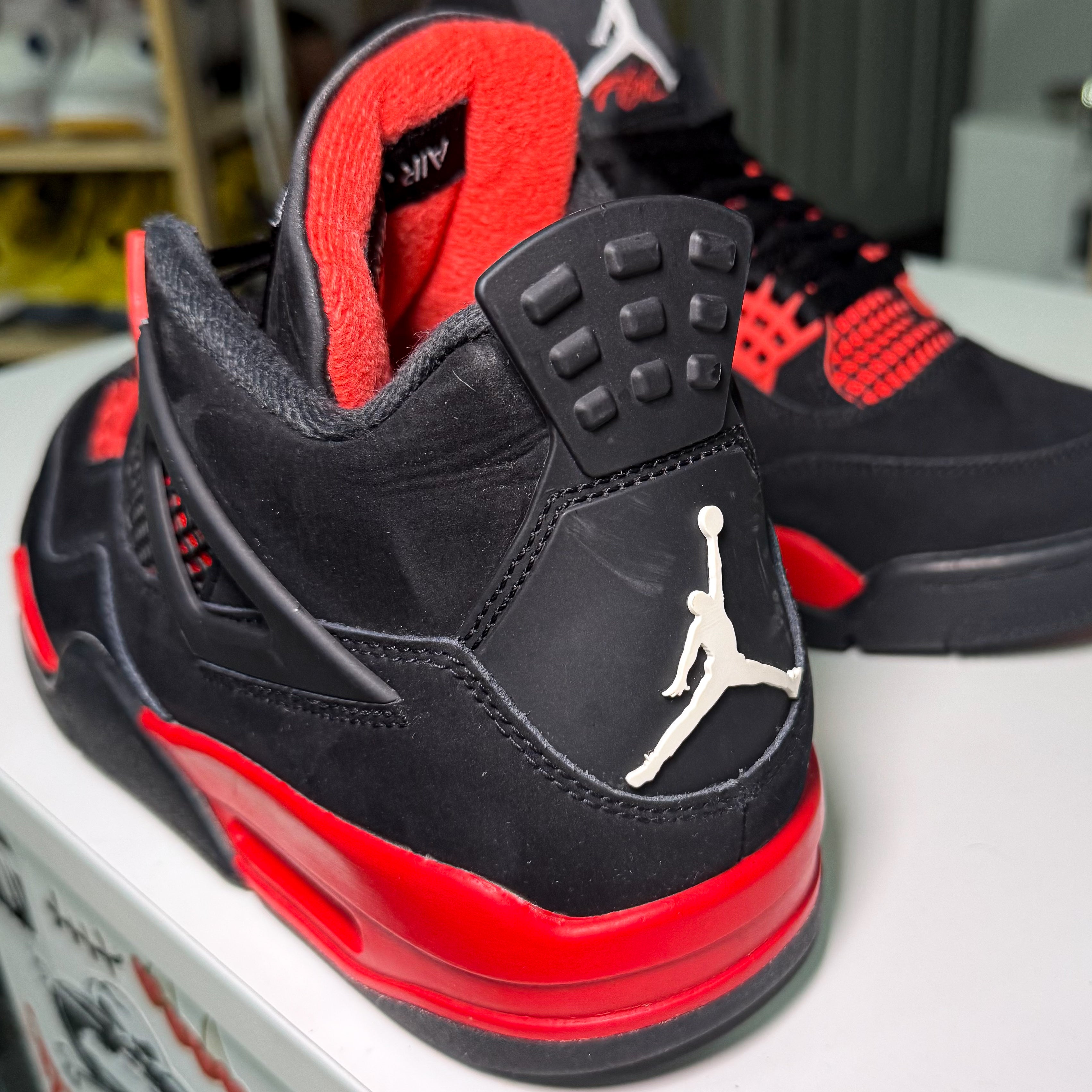 Air Jordan 4 Retro 'Red Thunder' 2022 - Recondicionado