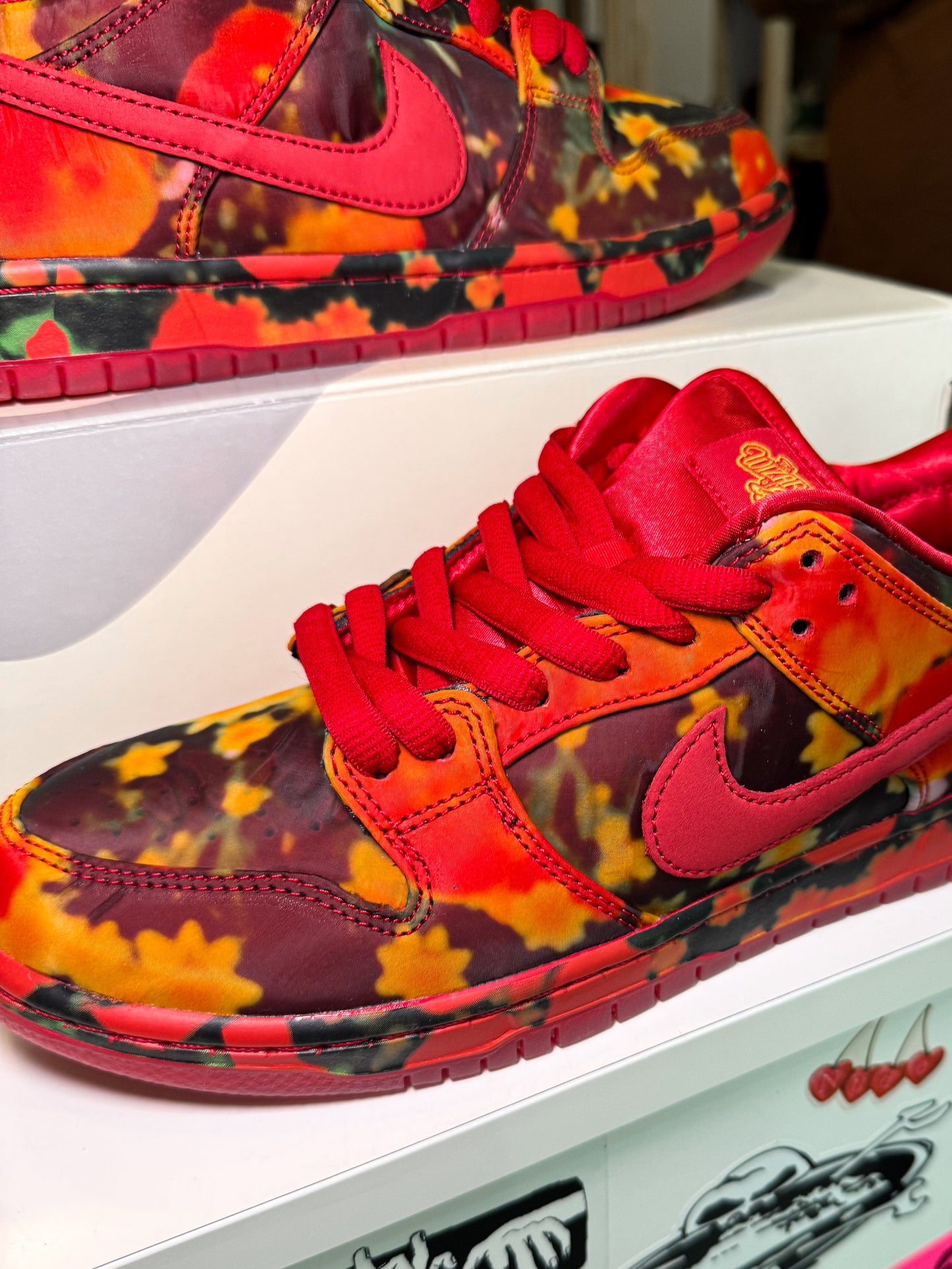 Nike SB Dunk Low x The Wizard of OZ ‘Poppy Field’ 2024 - Novo