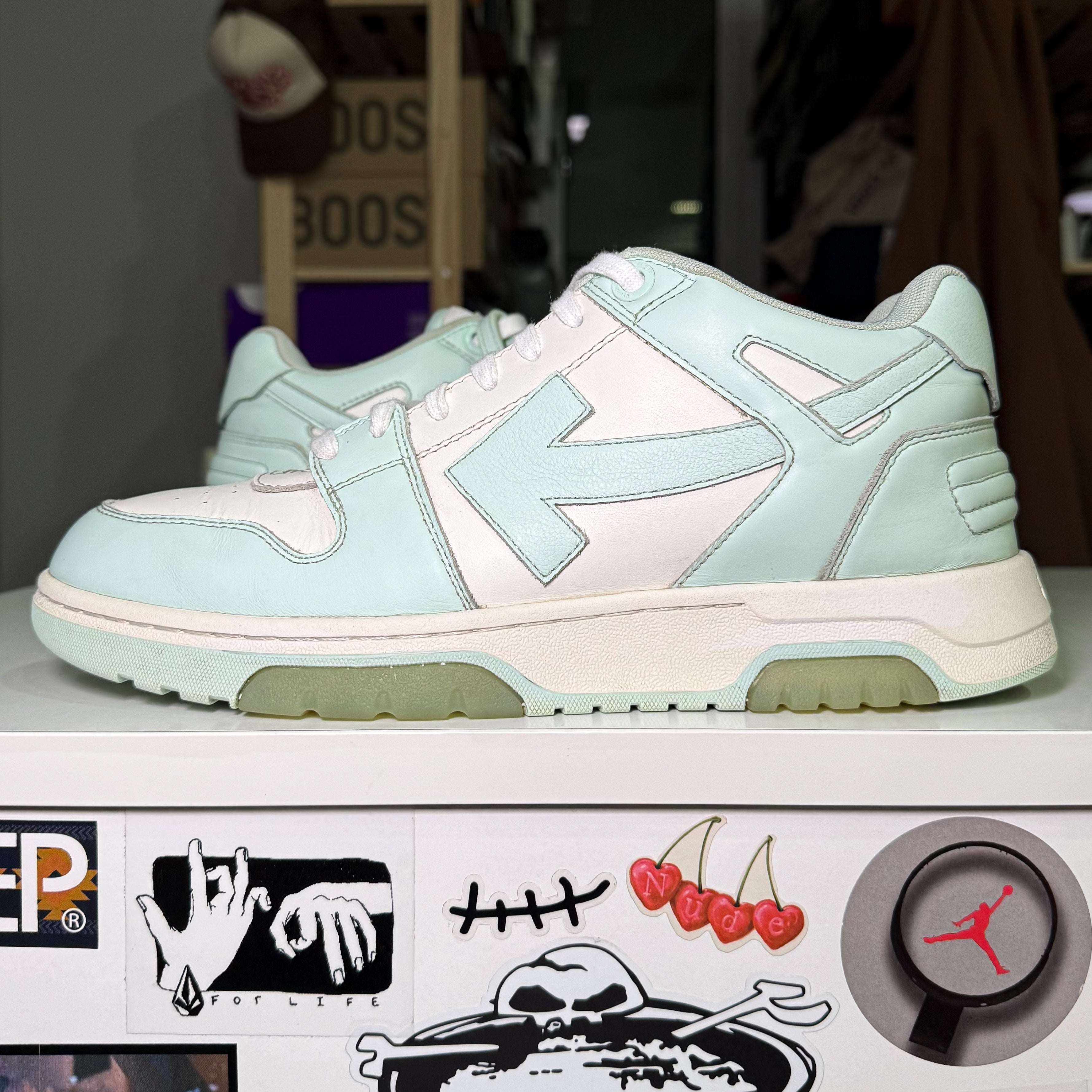 Off White Out of Office ‘Mint’ 2022 - Recondicionado