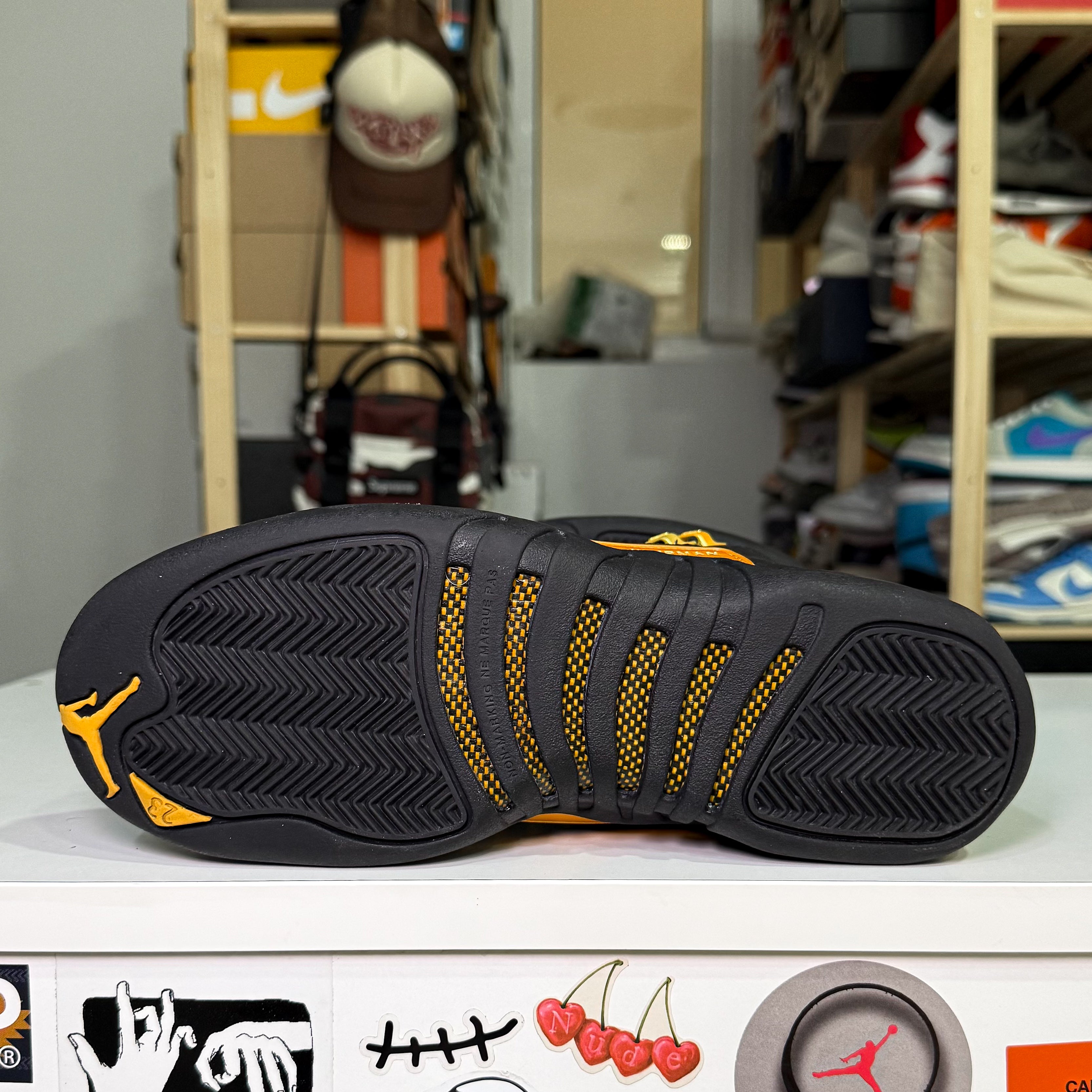 Air Jordan 12 Retro ‘Black Taxi’ GS 2022 - Recondicionado