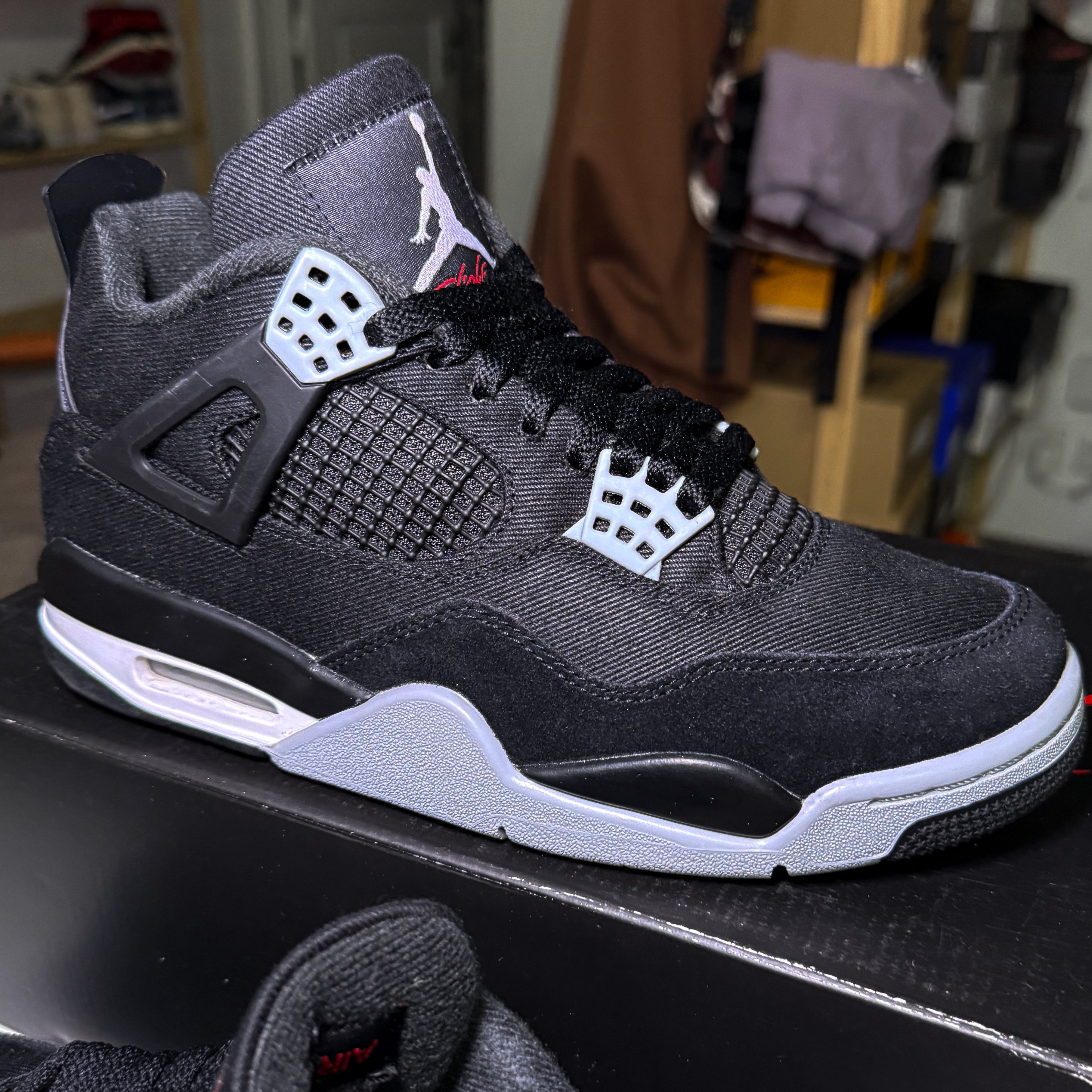 Air Jordan 4 Retro 'Black Canvas' 2022 - Recondicionado