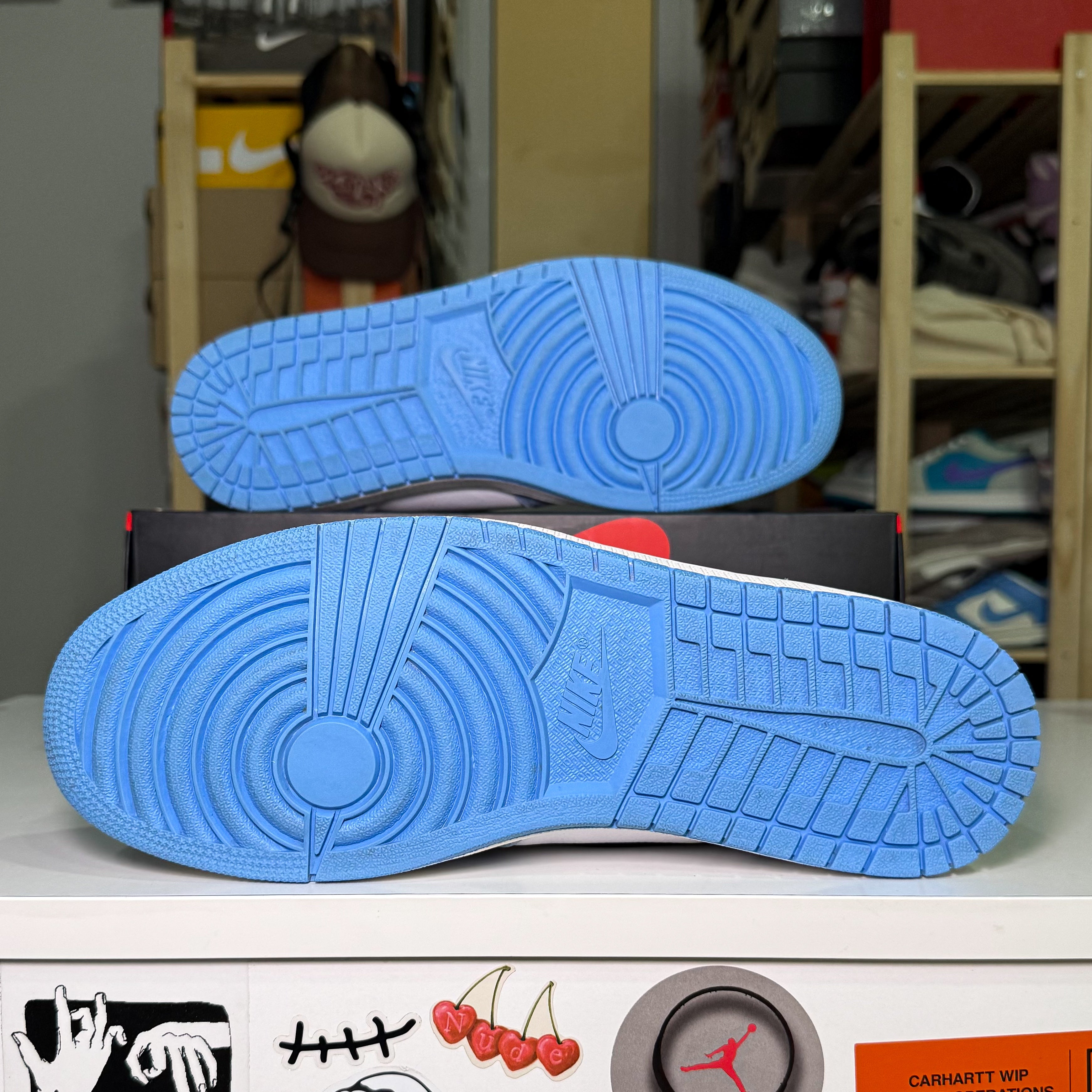 Air Jordan 1 Retro High OG ‘University Blue’ 2021 - Recondicionado