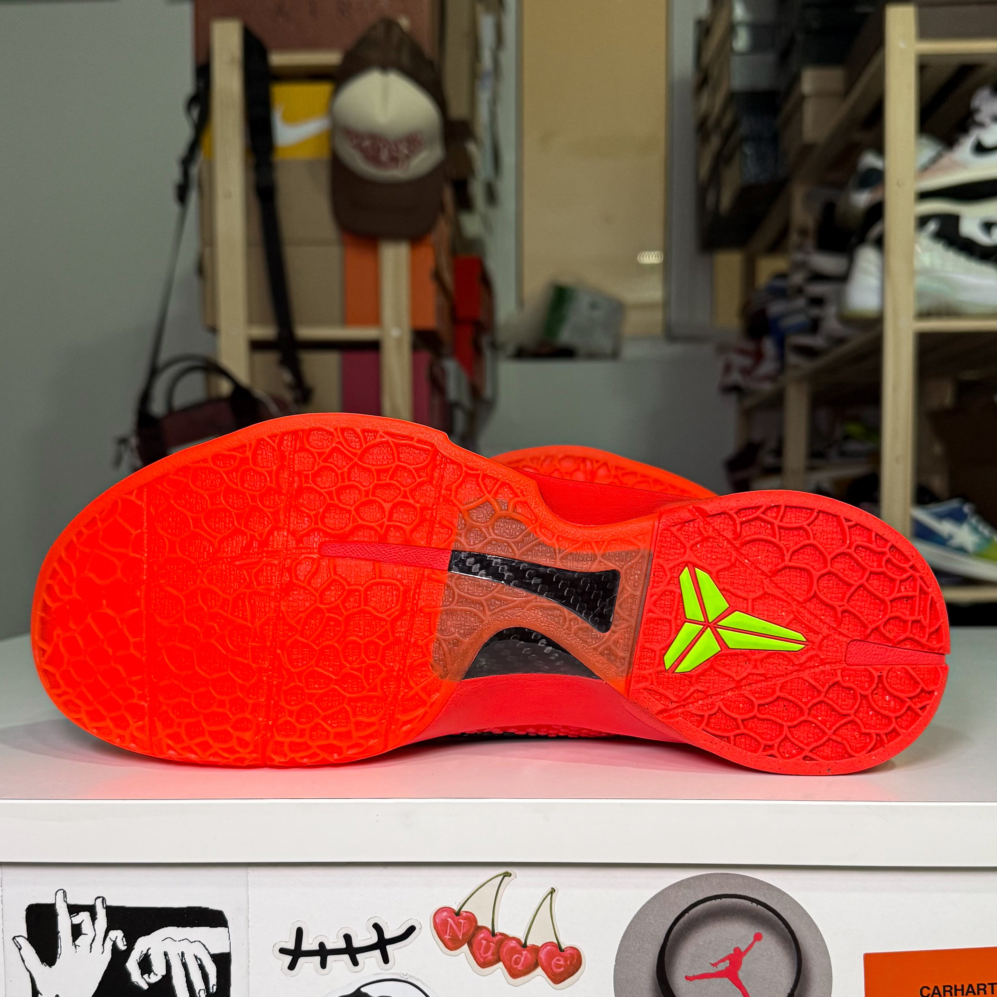 Nike Zoom Kobe 6 Protro ‘Reverse Grinch’ 2023 - DS