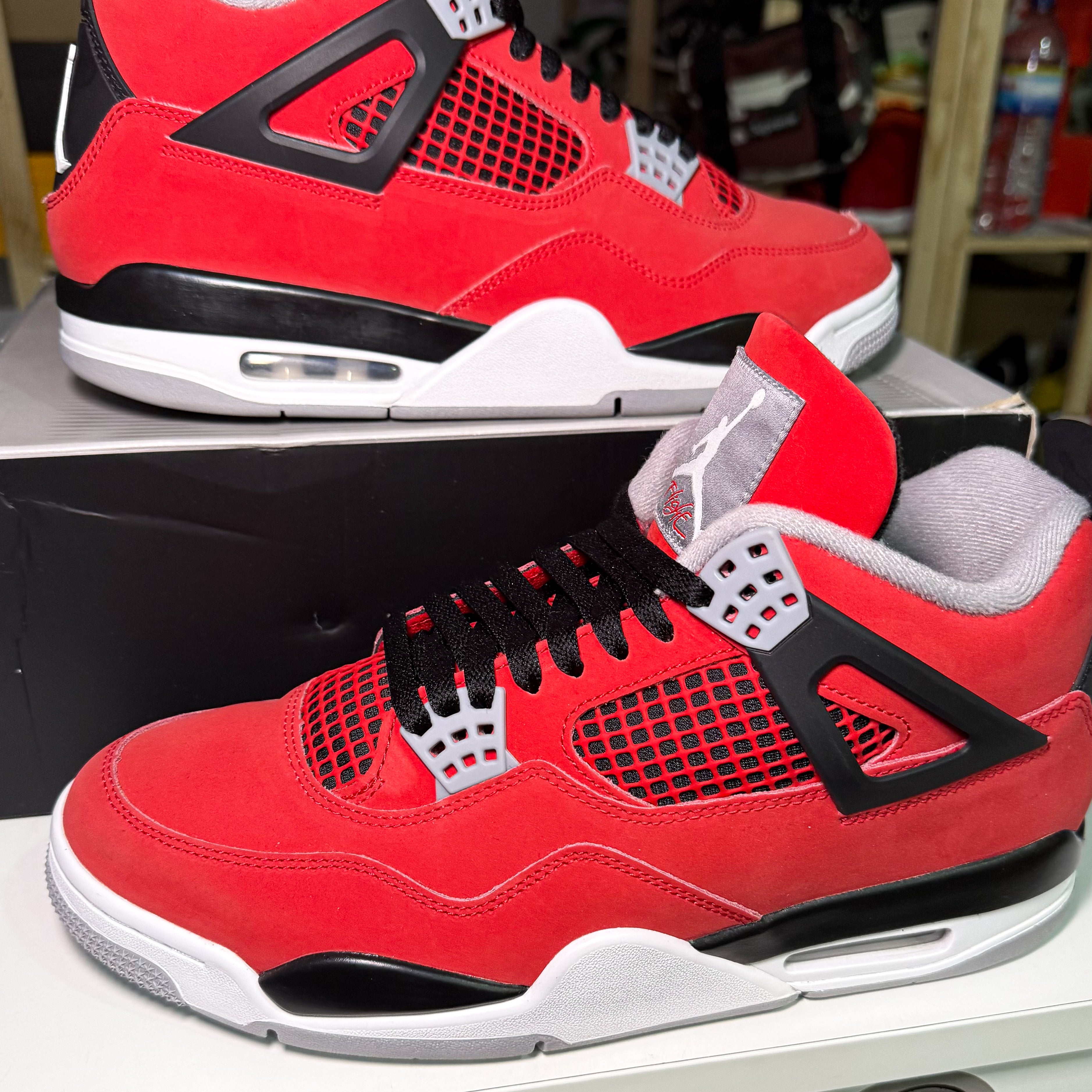 Air Jordan 4 Retro ‘Toro Bravo’ 2026 - Recondicionado