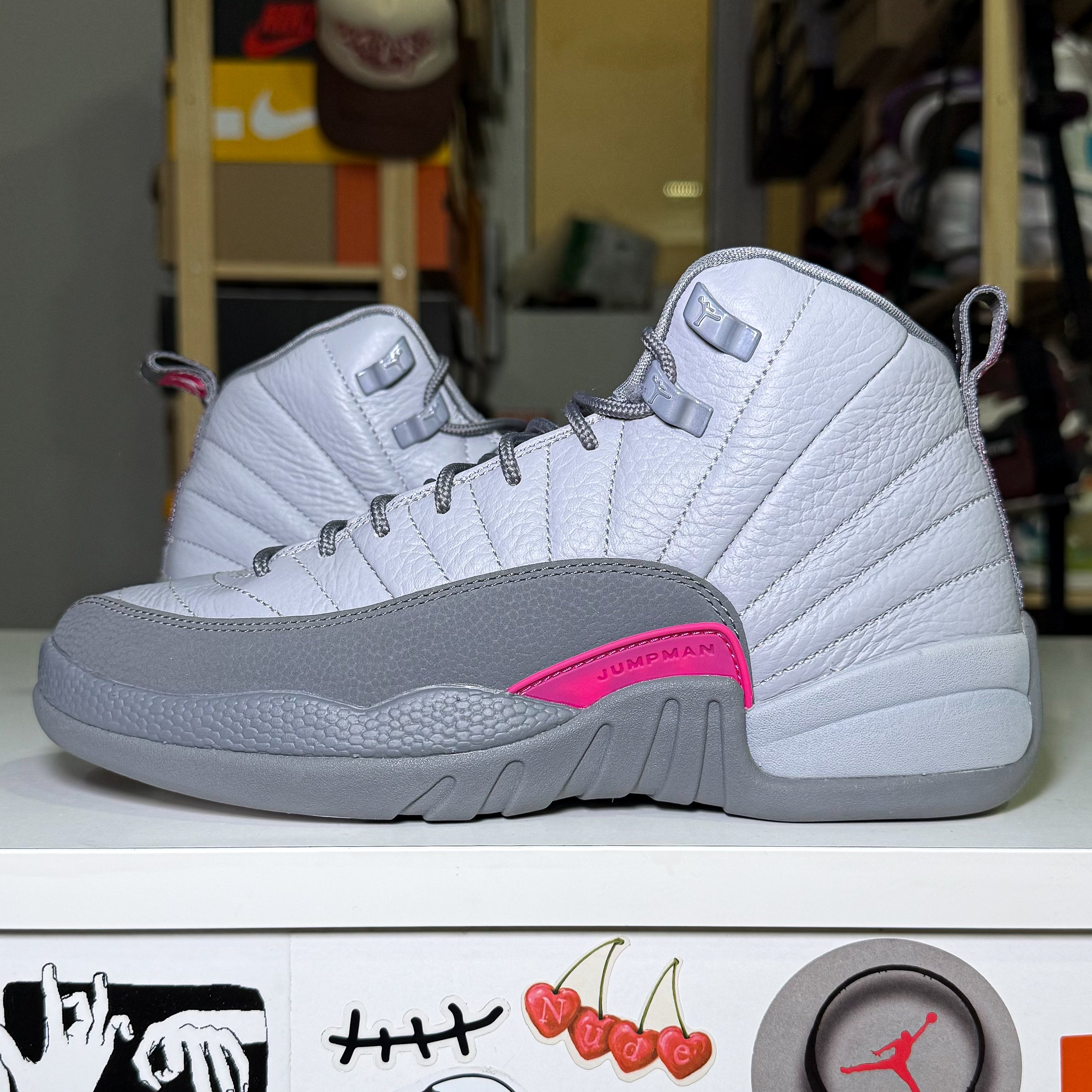 Air Jordan 12 Retro ‘Vivid Pink’ GG 2017 - Recondicionado