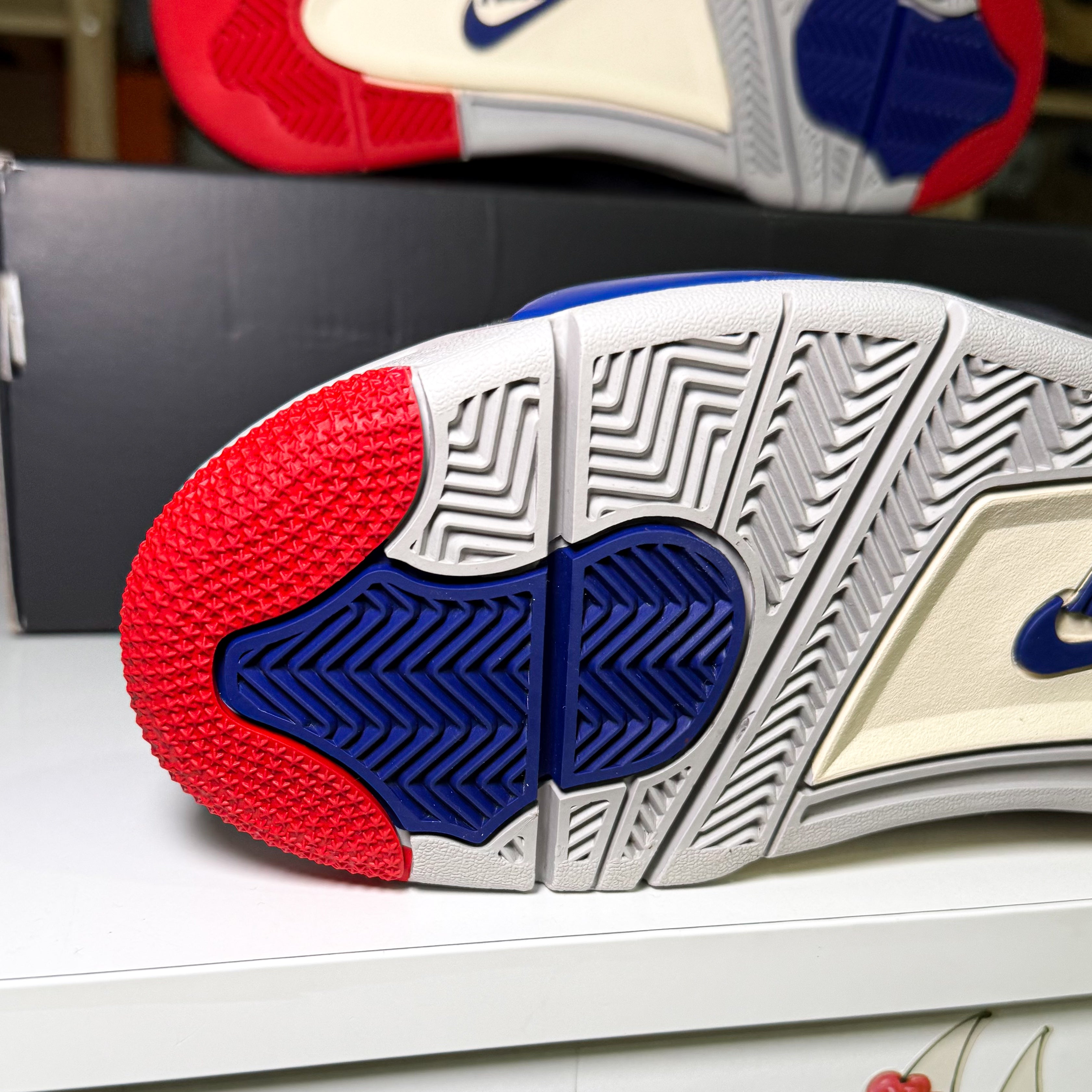 Air Jordan 4 Retro 'Rare Air' 2025 - Recondicionado