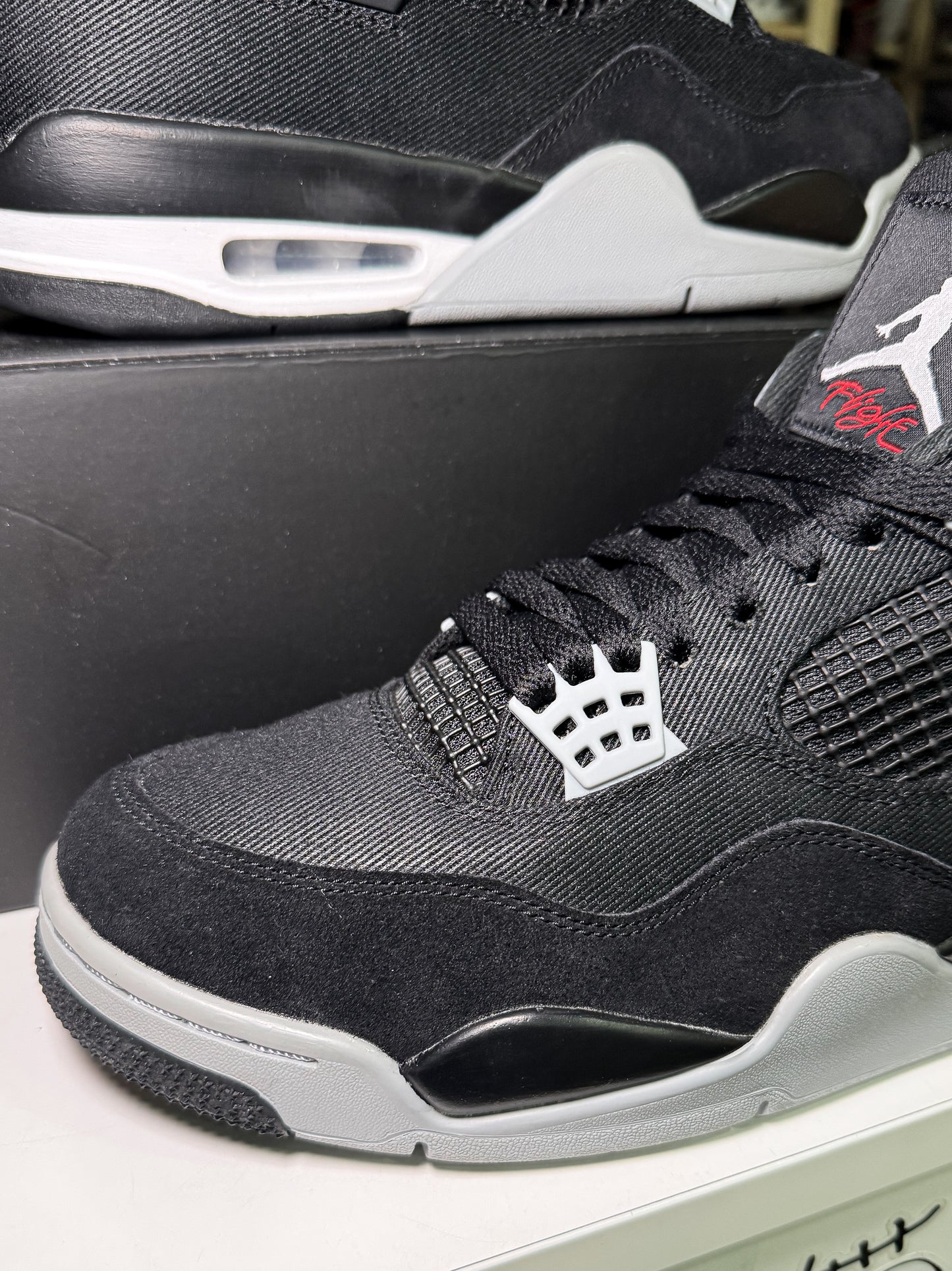 Air Jordan 4 Retro 'Black Canvas' 2022 - Recondicionado