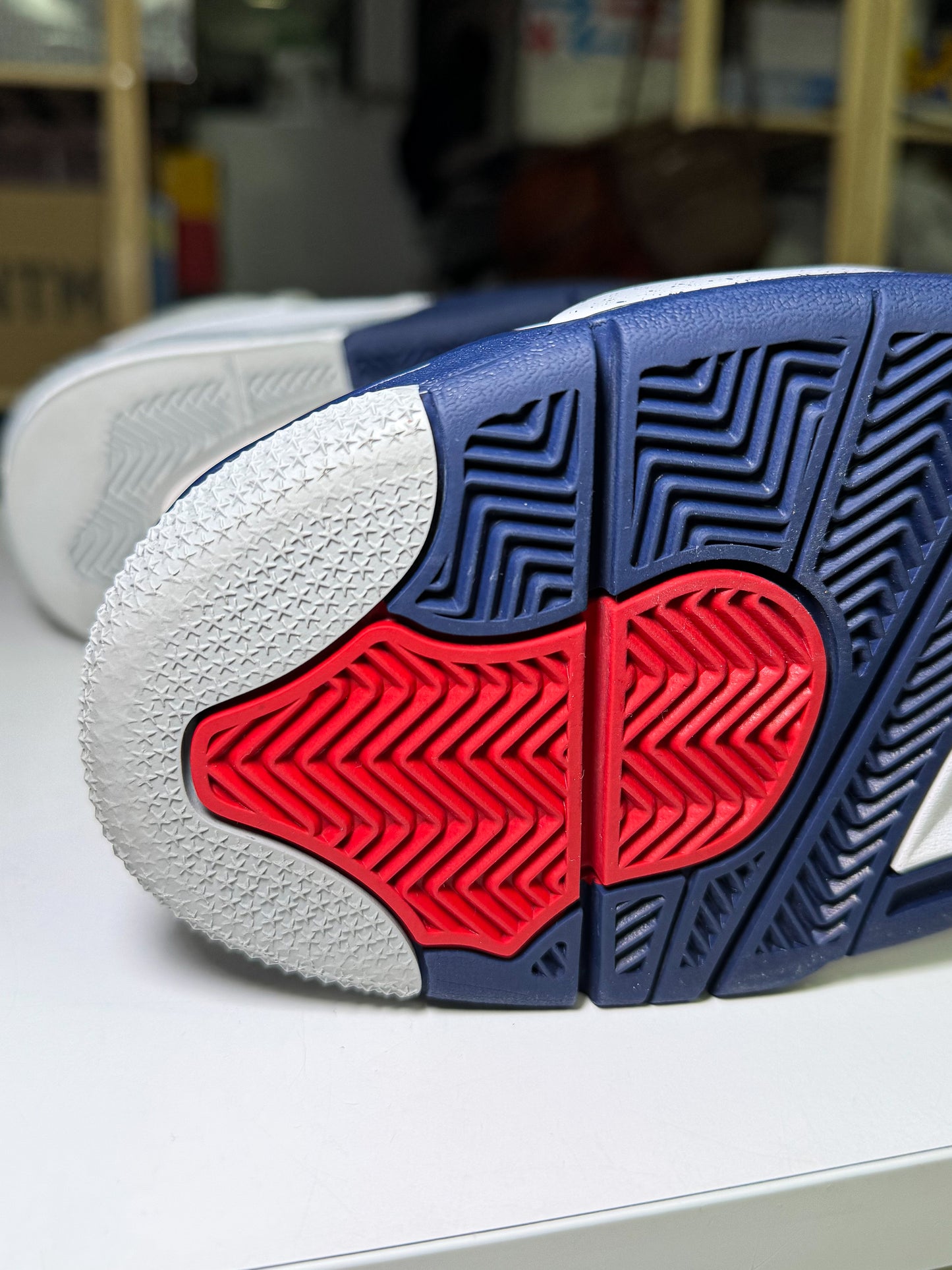 Air Jordan 4 Retro 'Midnight Navy’ 2022 - Recondicionado