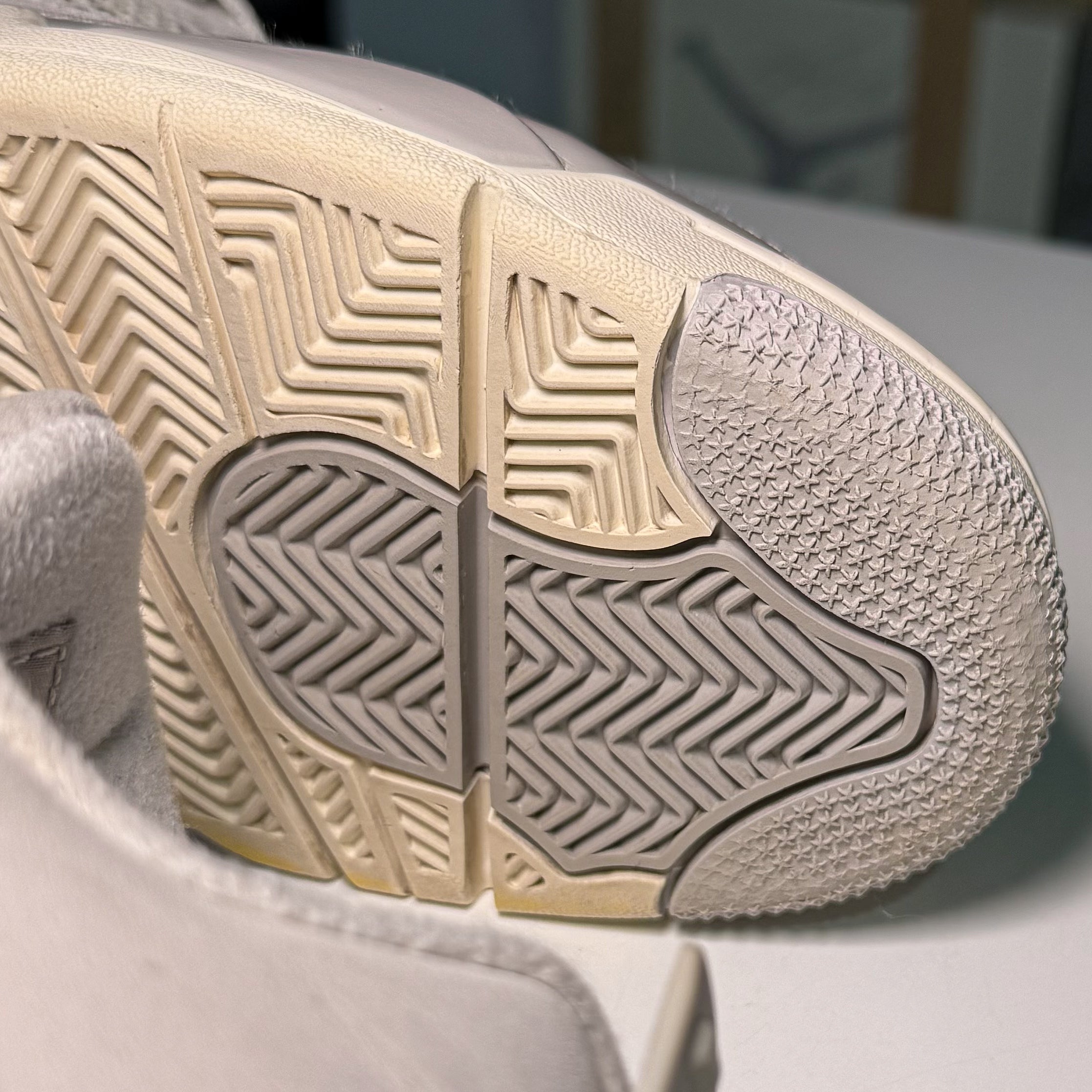 Air Jordan 4 Retro ‘Frozen Moments’ W 2023 - Recondicionado