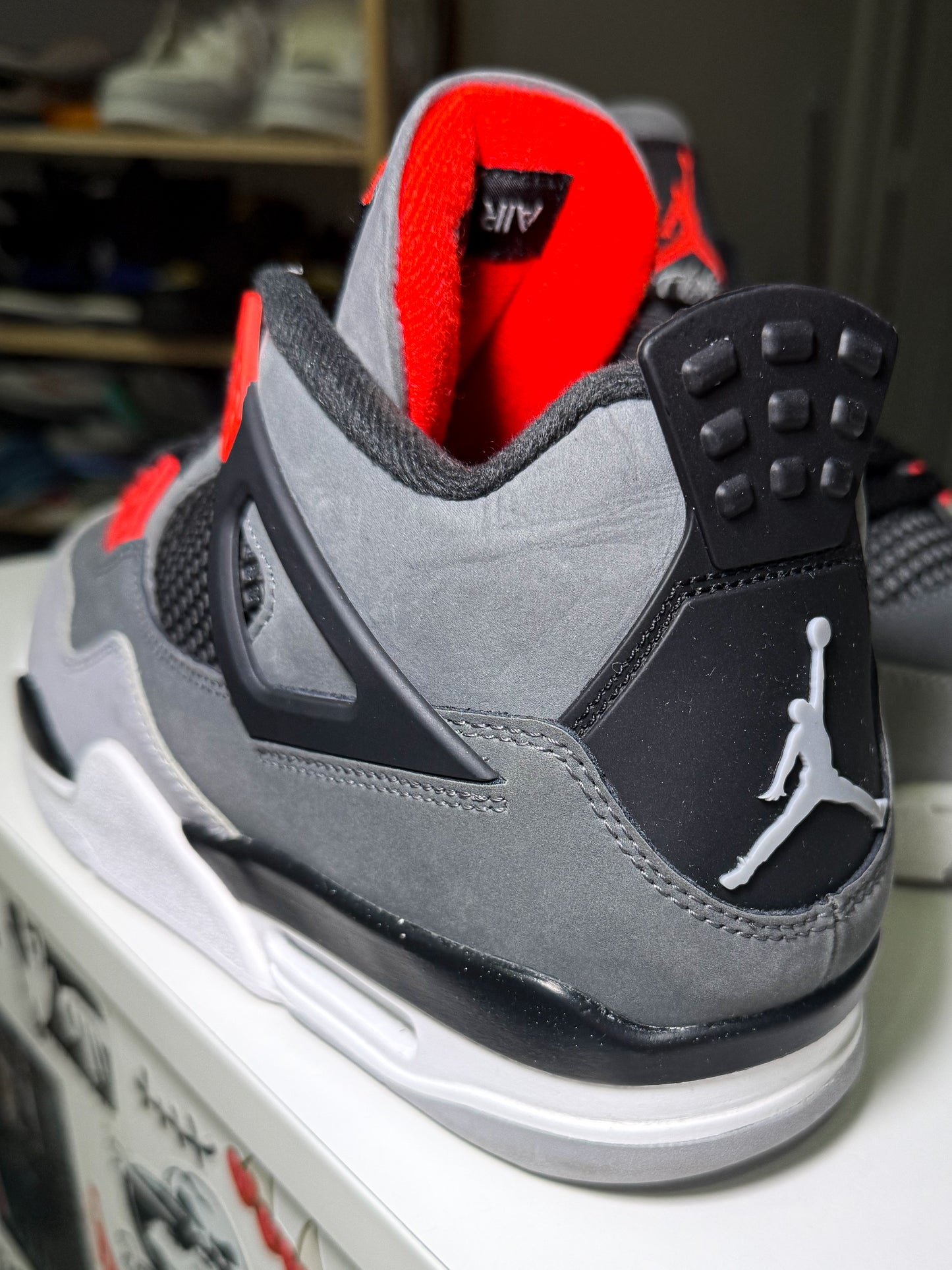 Air Jordan 4 Retro 'Infrared' 2022 - Recondicionado