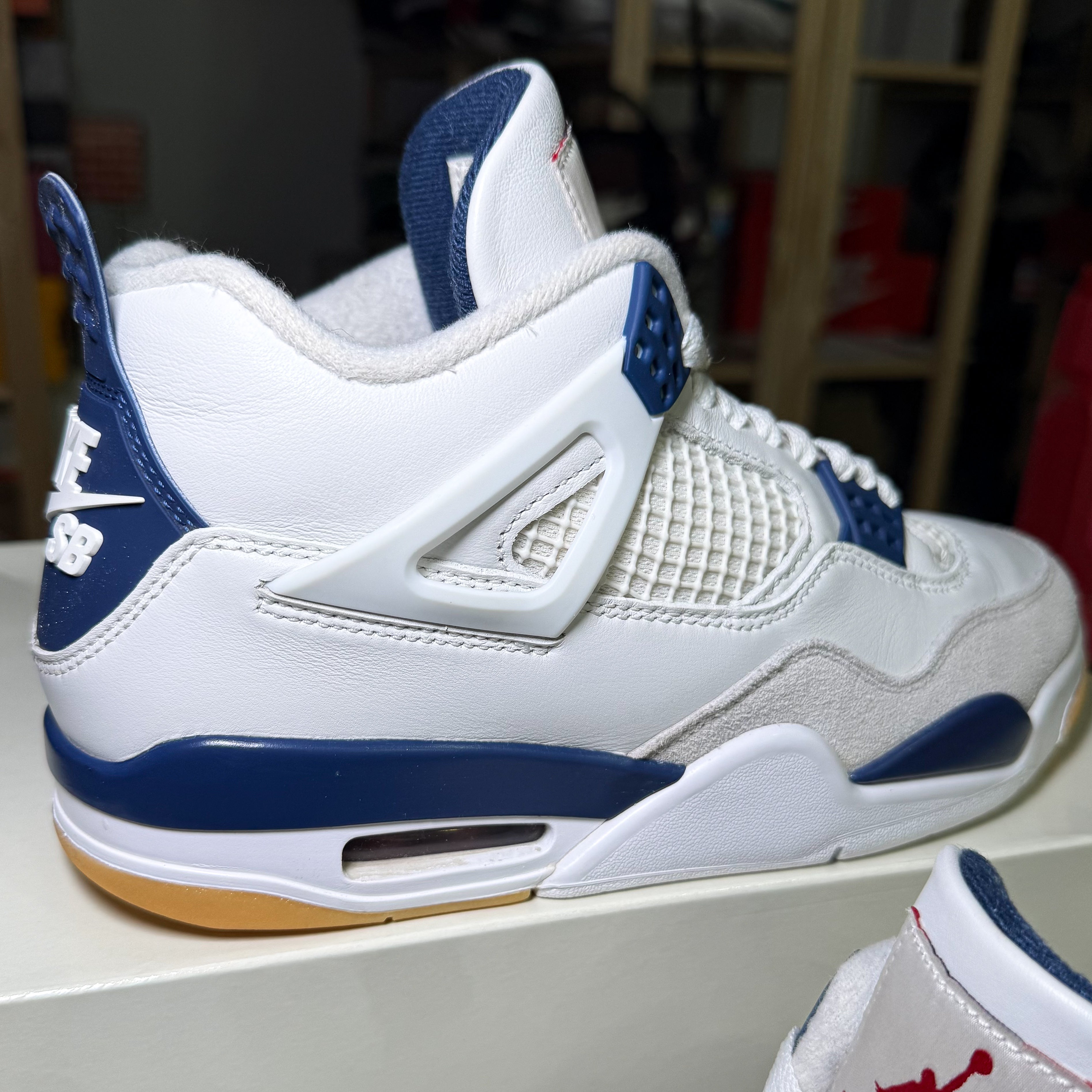 Air Jordan 4 Retro SB ‘Navy’ 2025 - Recondicionado