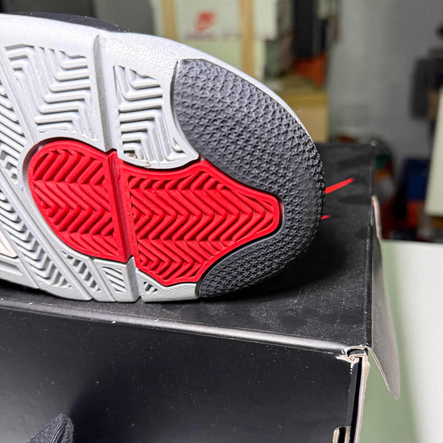 Air Jordan 4 Retro 'Black Canvas' 2022 - Recondicionado