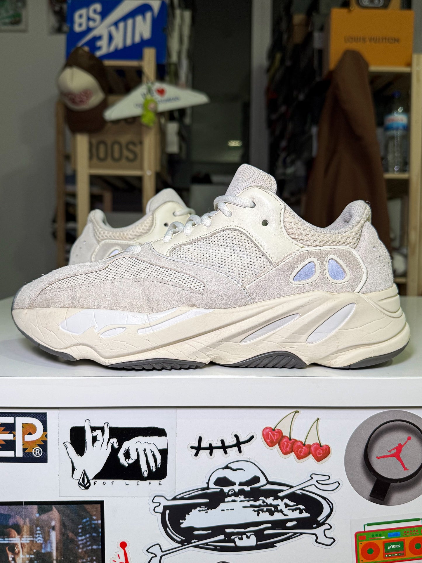 Adidas Yeezy Boost 700 ‘Analog’ 2019 - Recondicionado