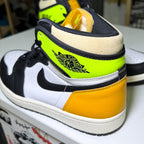 Air Jordan 1 Retro High OG ‘Volt’ 2021 - Recondicionado
