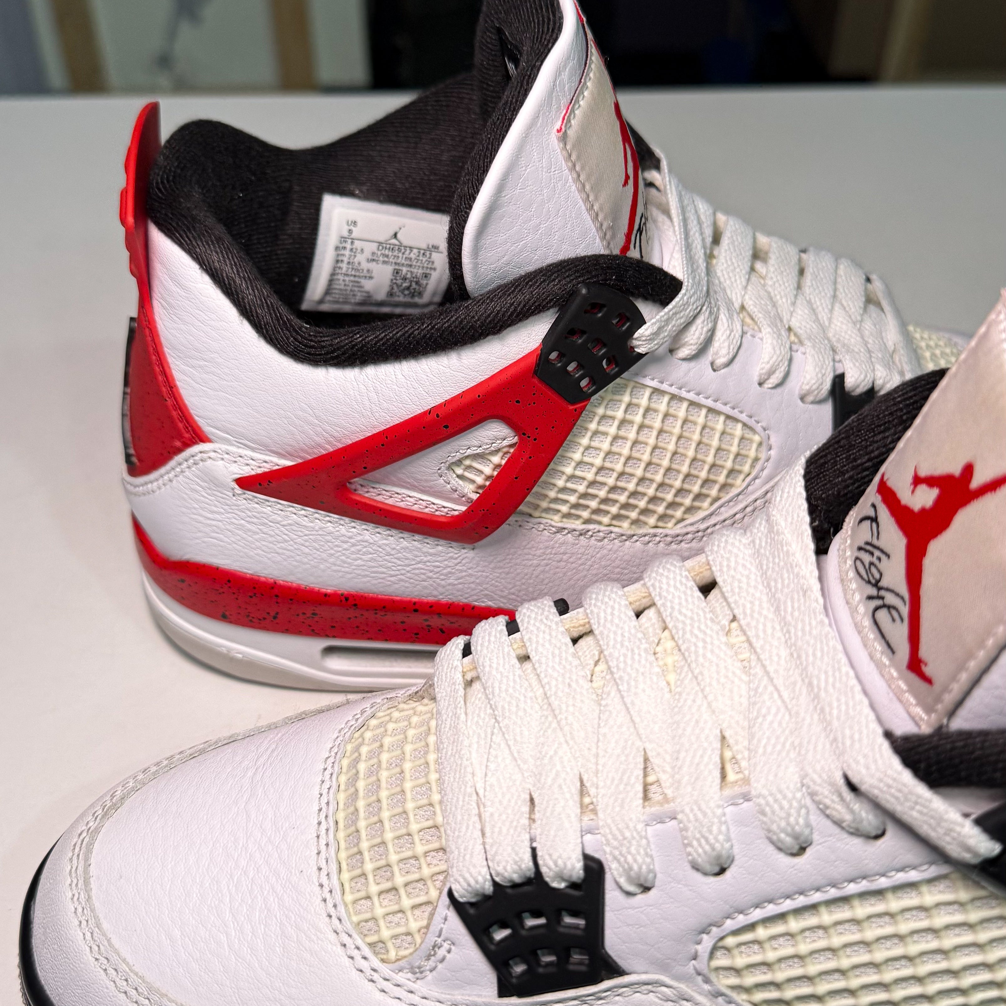 Air Jordan 4 Retro 'Red Cement' 2023 - Recondicionado