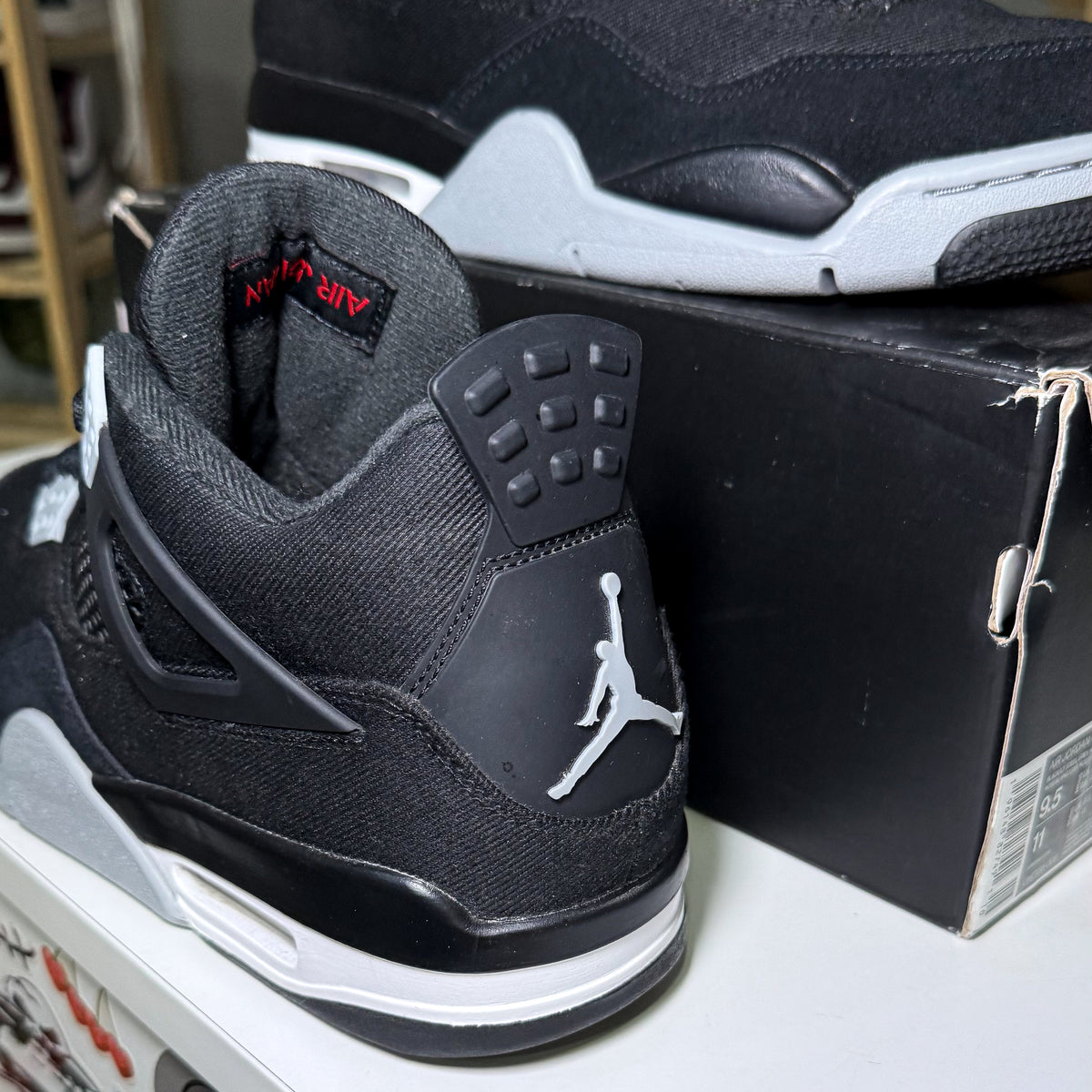 Air Jordan 4 Retro 'Black Canvas' 2022 - Recondicionado