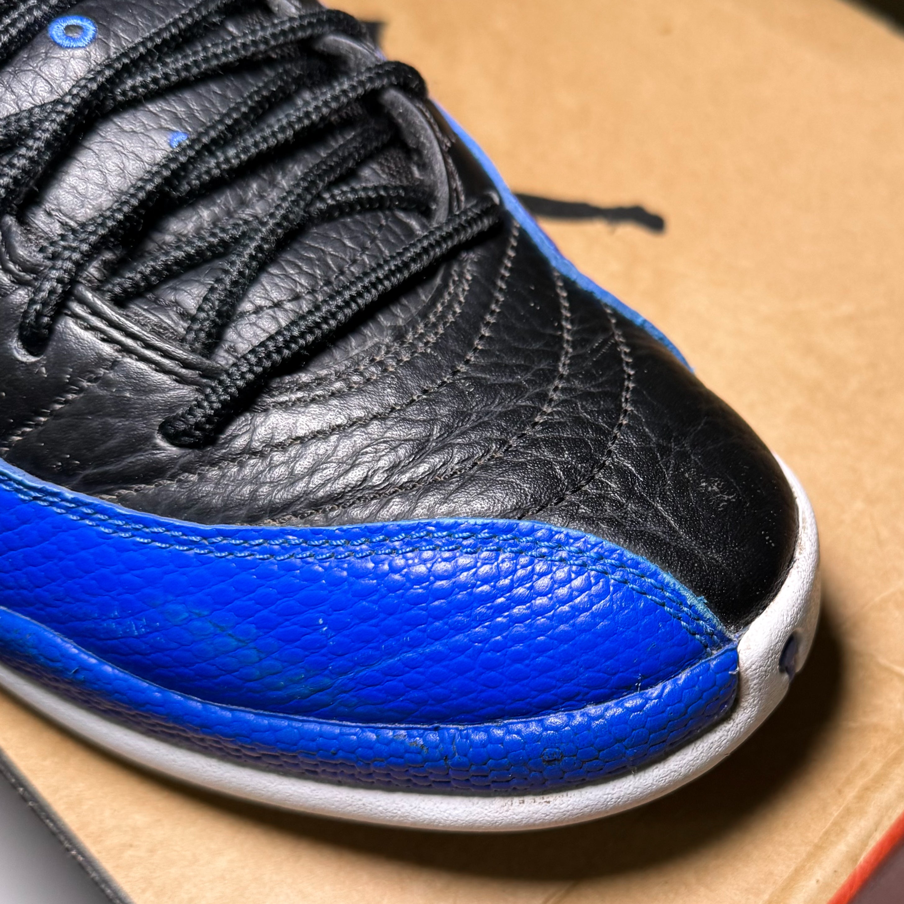 Air Jordan 12 Retro ‘Hyper Royal’ W 2022 - Recondicionado