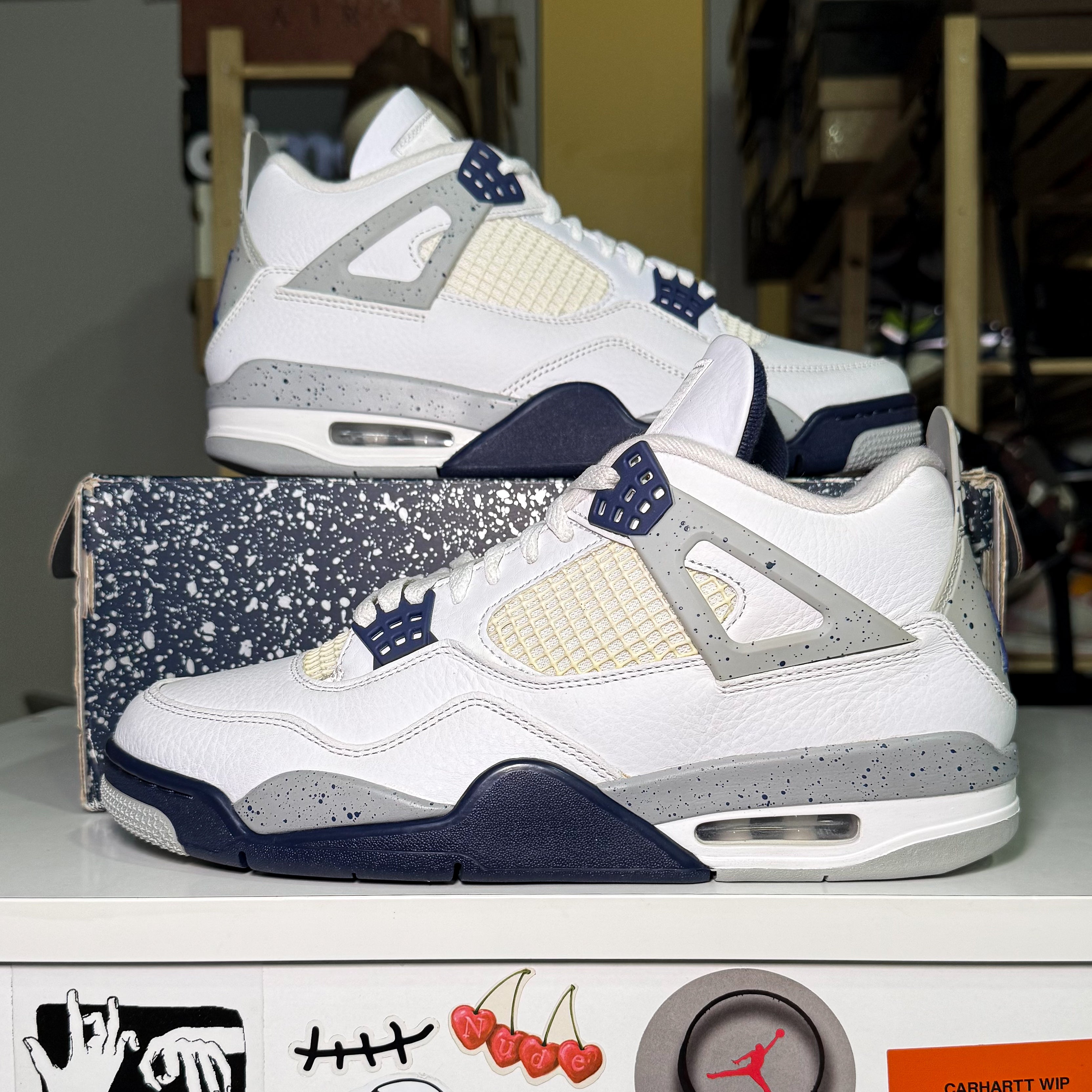 Air Jordan 4 Retro 'Midnight Navy’ 2022 - DS