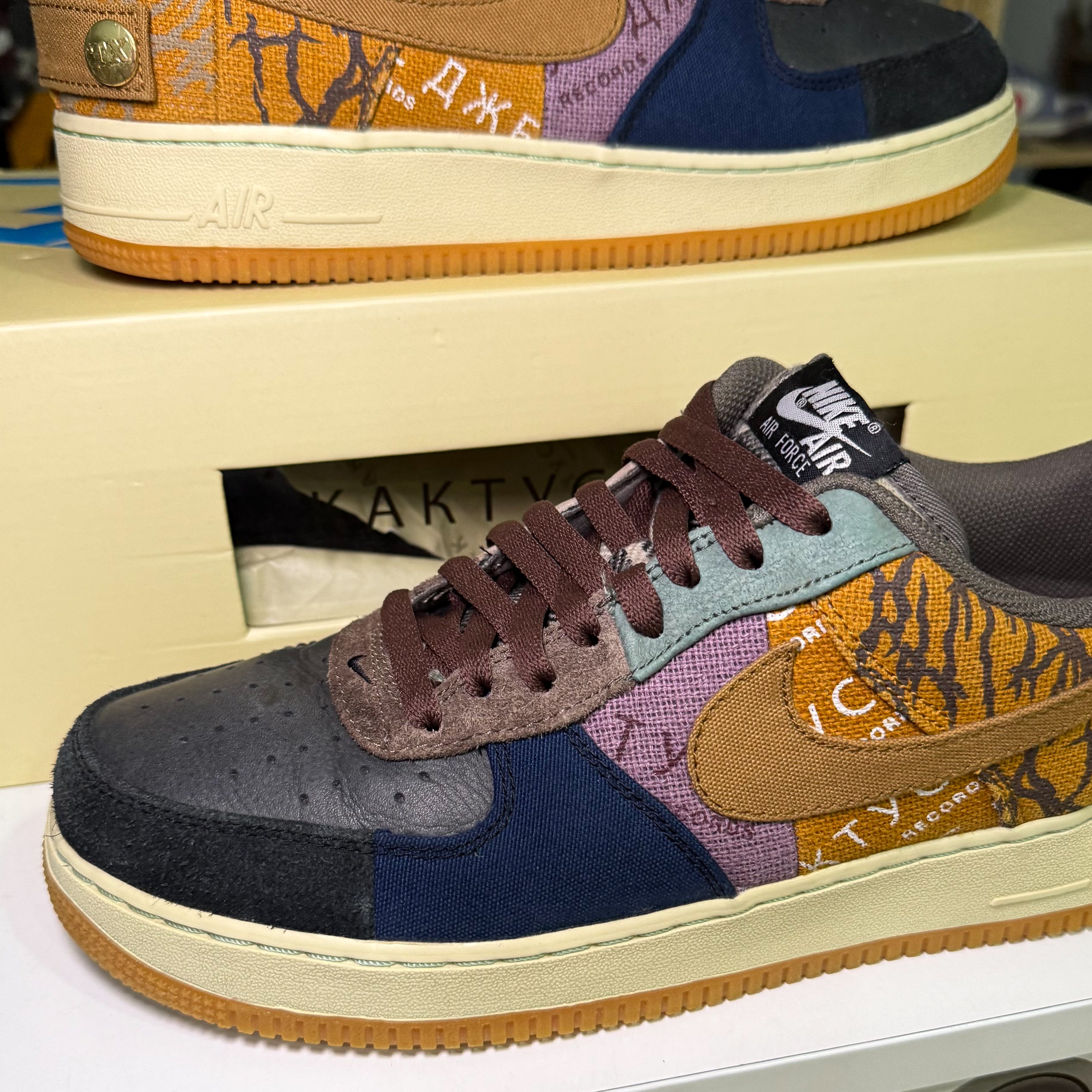 Nike Air Force 1 Low x Travis Scott ‘Cactus Jack’ 2019 - Recondicionado