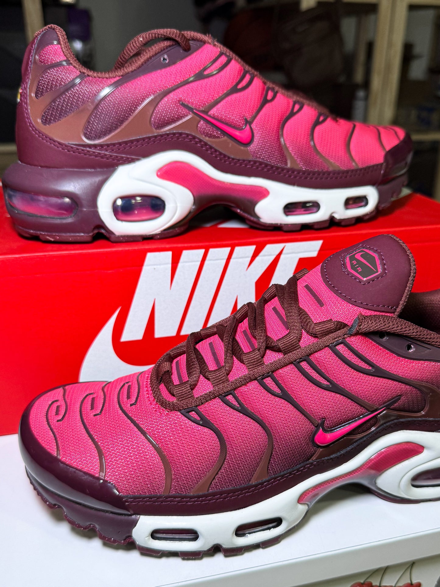 Nike Air Max TN Plus ‘Burgundy Crush’ W 2024 - DS