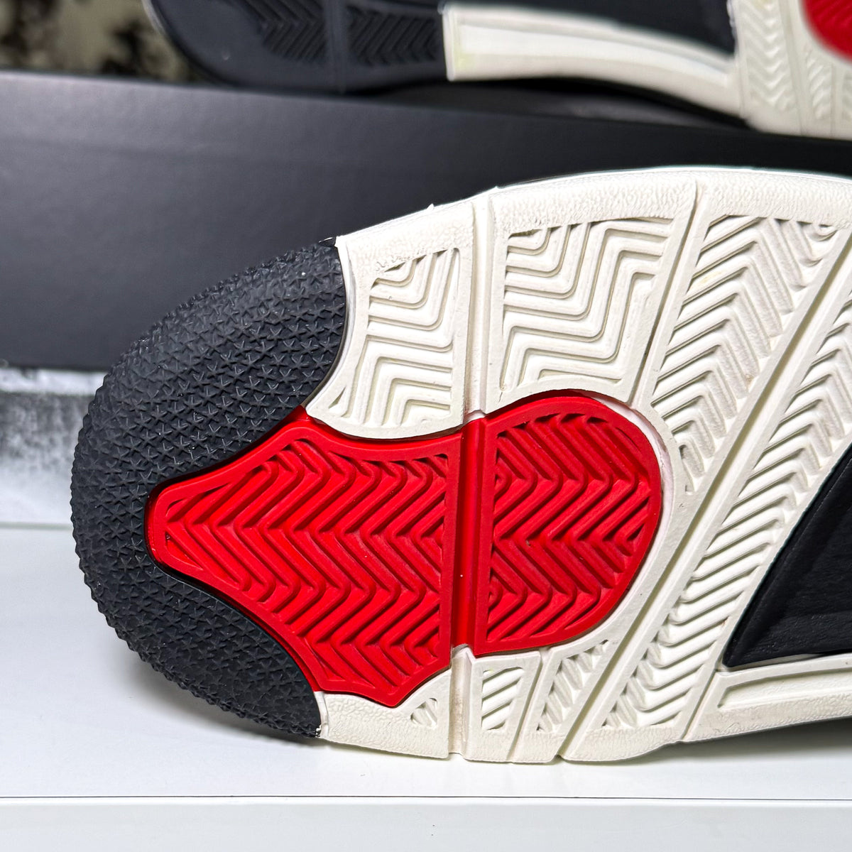 Air Jordan 4 Retro ‘Flight Club’ 2026 - Recondicionado